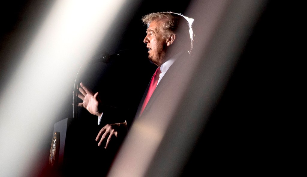 Trump-Democrats funding battle sidelines GOP