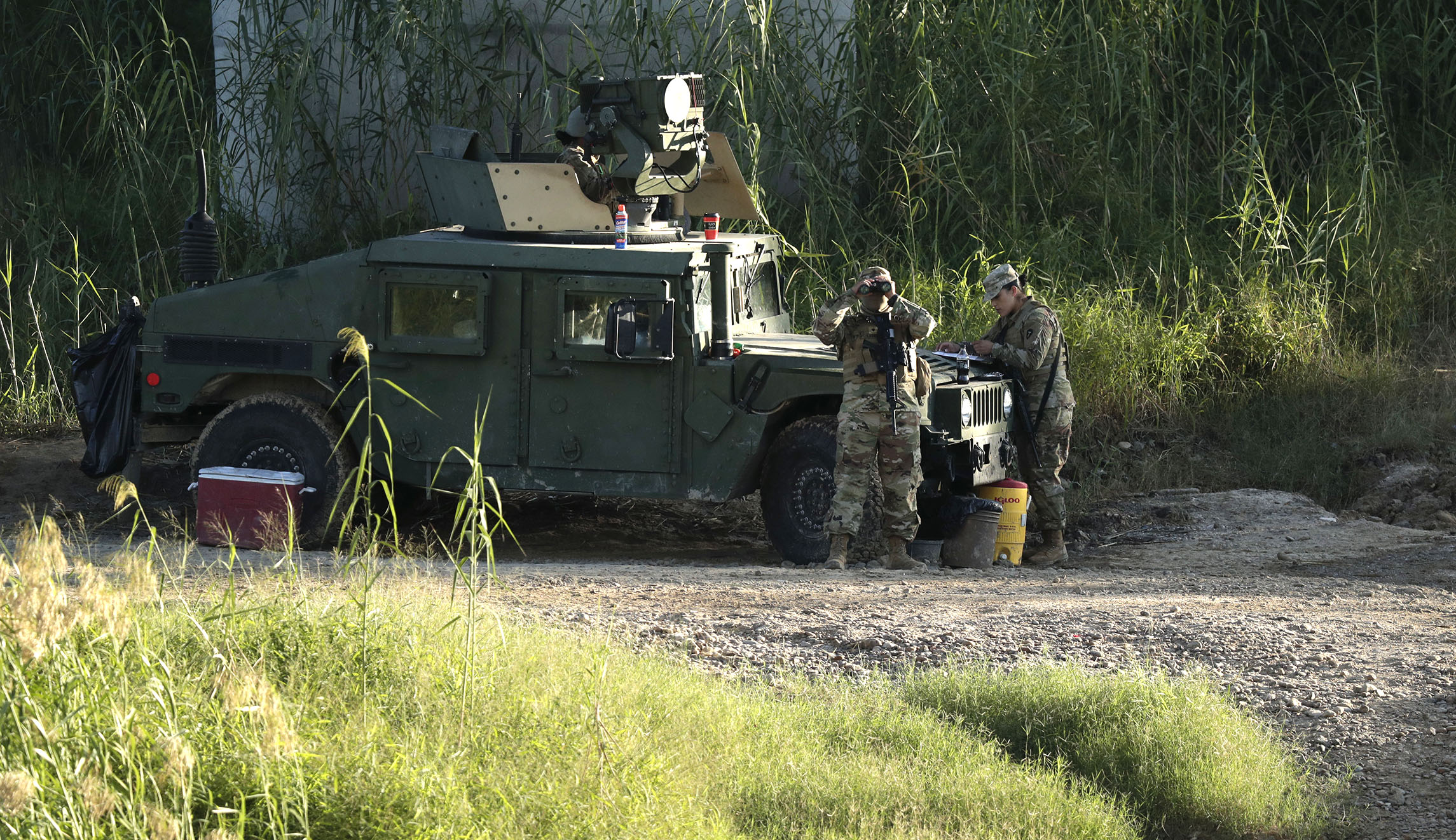 Texas deploys 1,000 more troops to border after arresting migrants from 52 countries this month