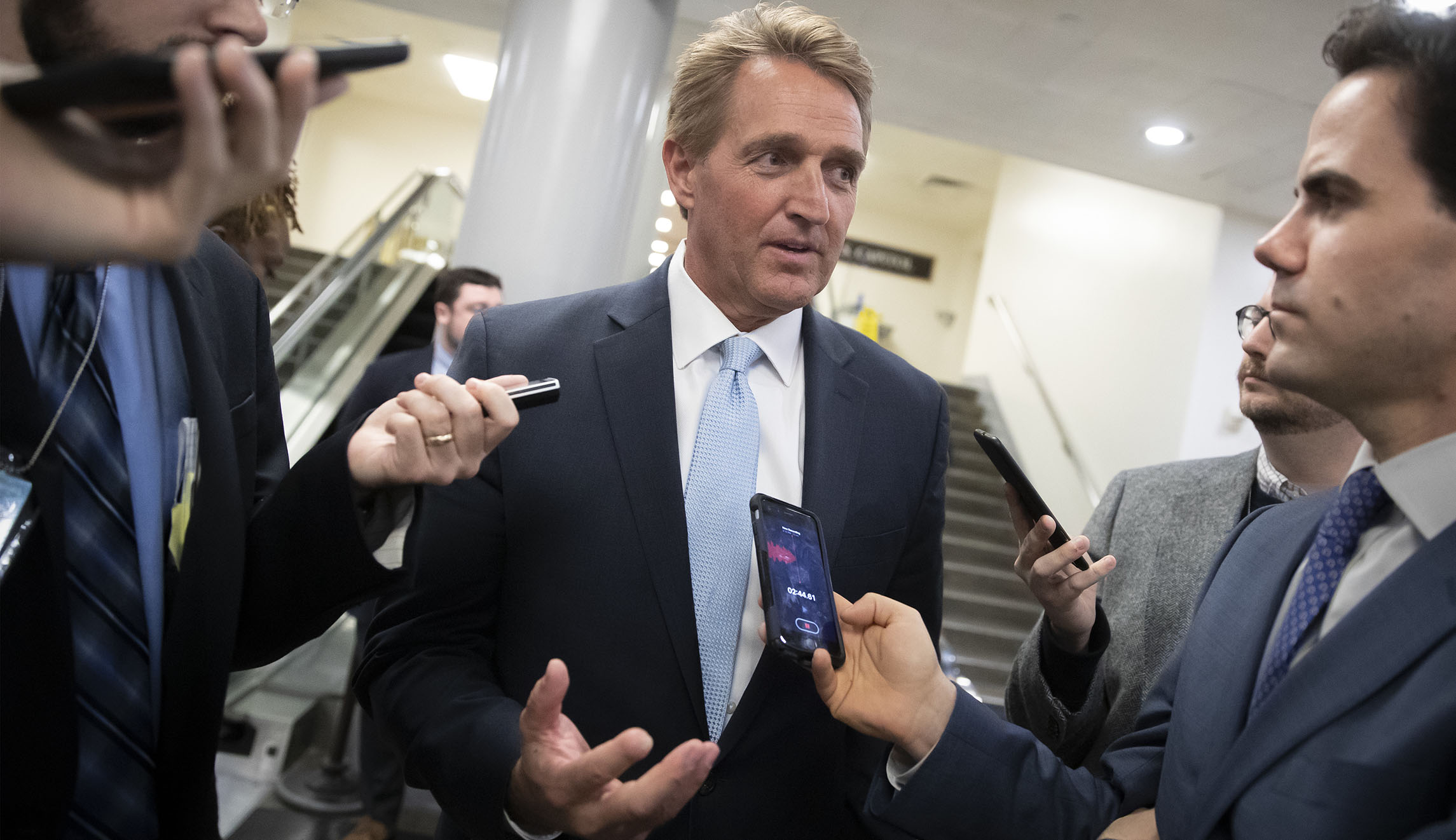 Jeff Flake doesn’t have to go gentle into that good night — there are better ways to force a vote protecting Mueller