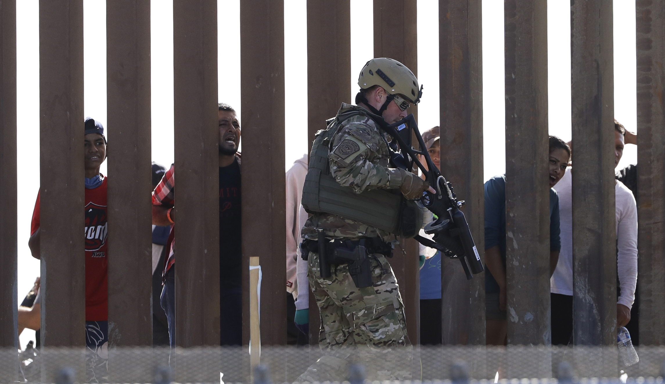 Border security, taxes are flashpoints as Republicans and Democrats work to fund government