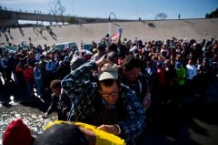 Report: Terrorists from Taliban, ISIS sneak in with migrants