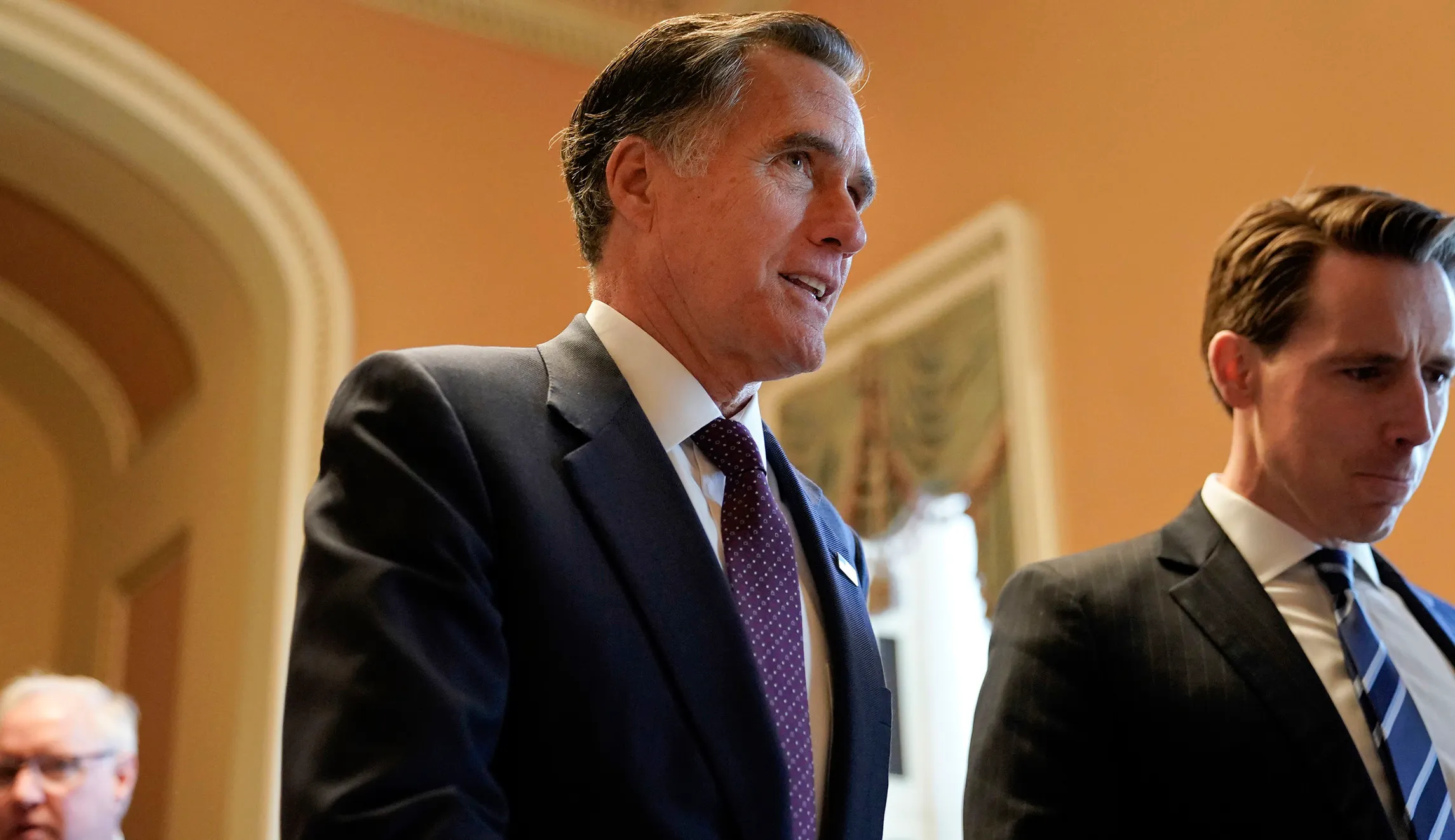 Mitt Romney: Steve King doesn’t belong in Congress