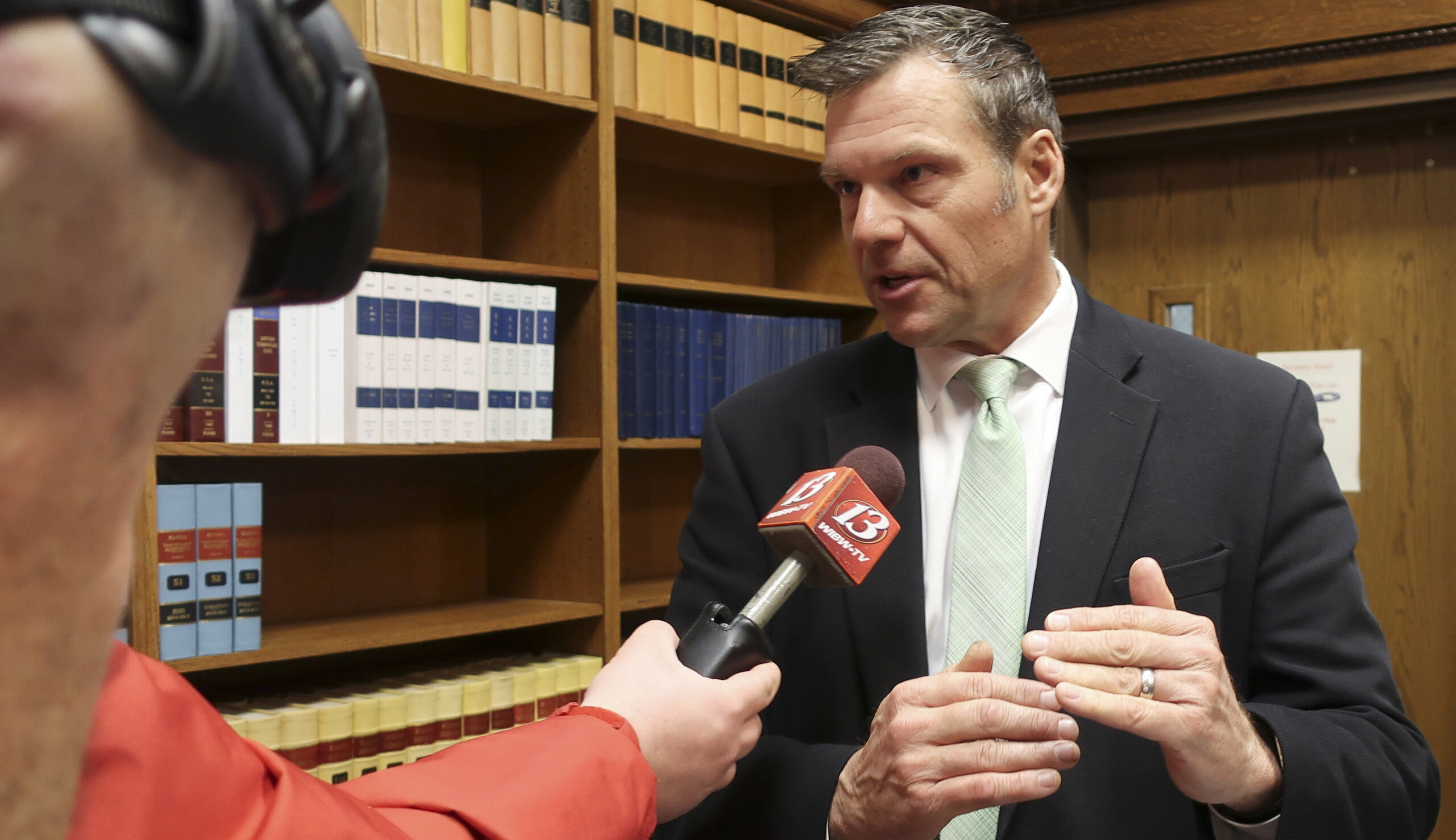Kansan Kris Kobach promoting new private group aiming to build Trump’s wall