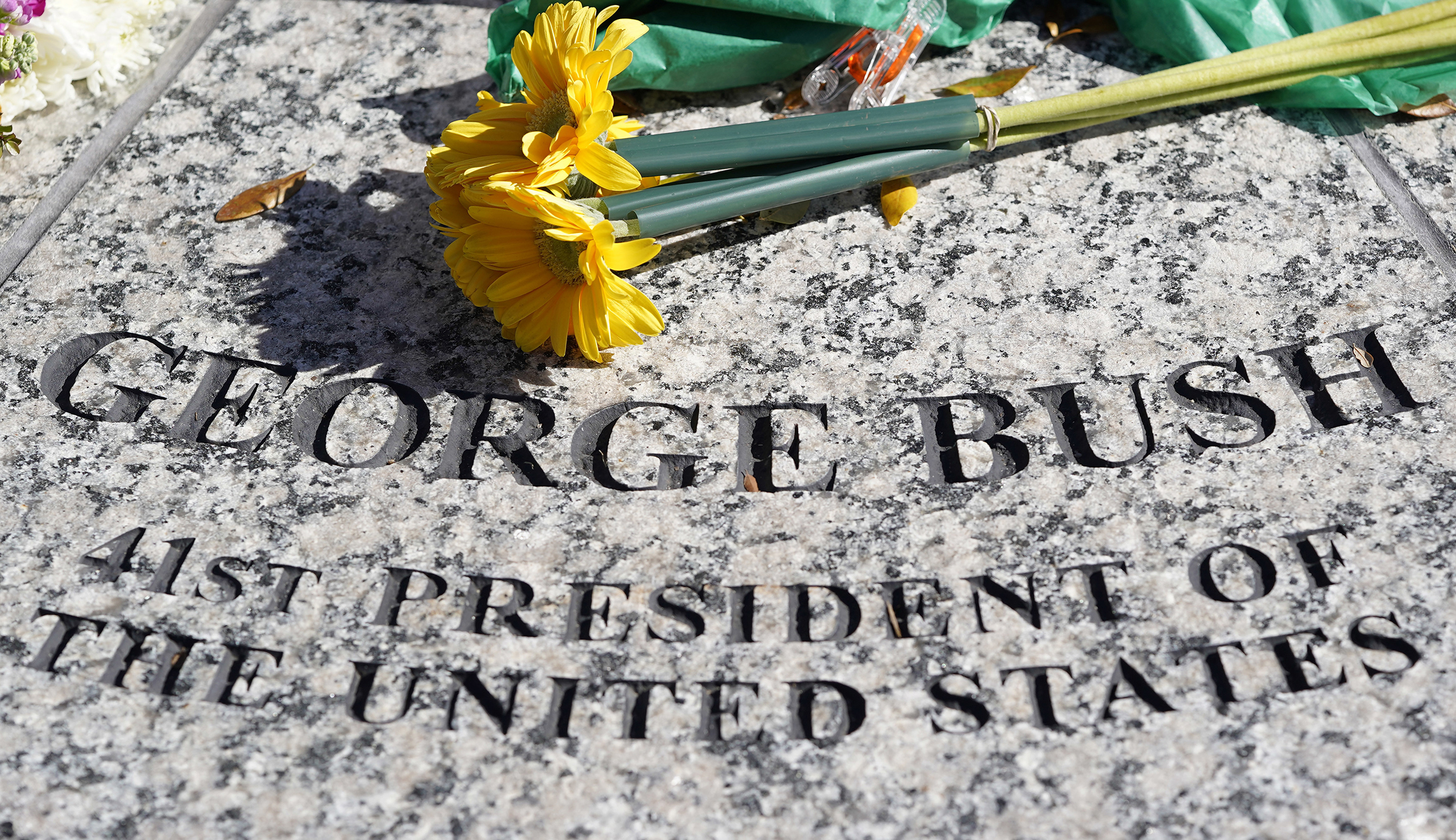 AP deletes controversial tweet on George H.W. Bush’s death