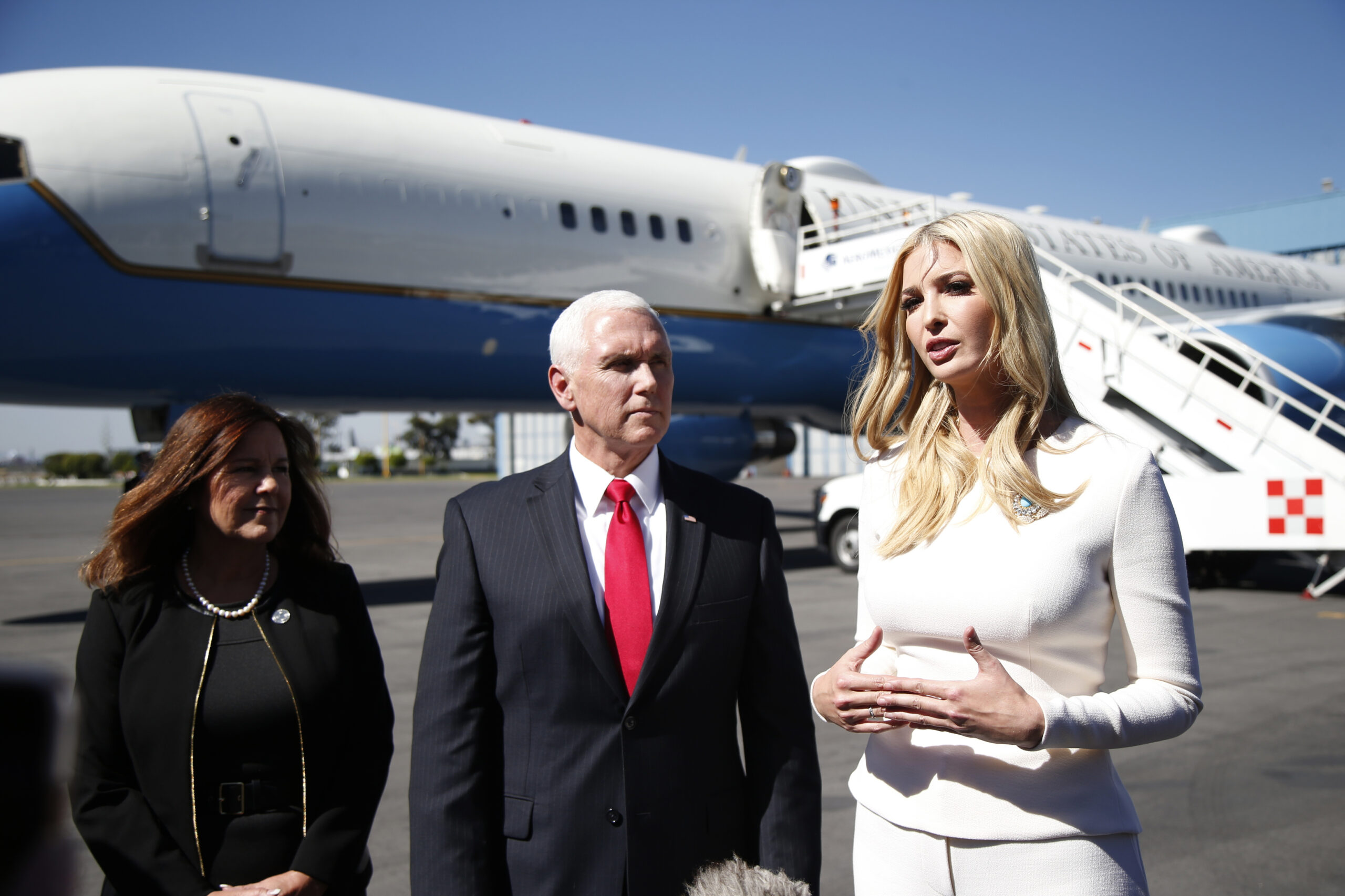 Ivanka Trump’s wins in the spotlight with Oval Office signings