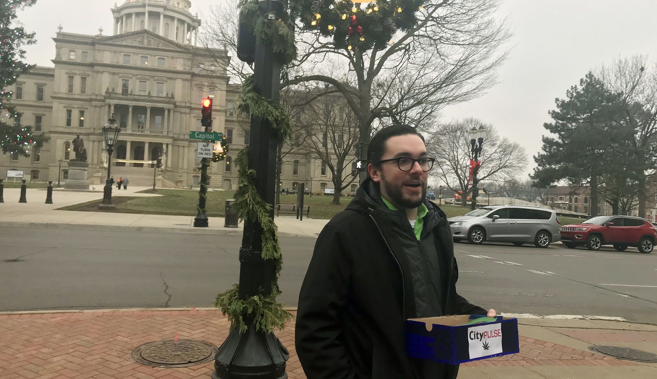 Michigan newspaper hands out free joints to celebrate first day of legalized pot