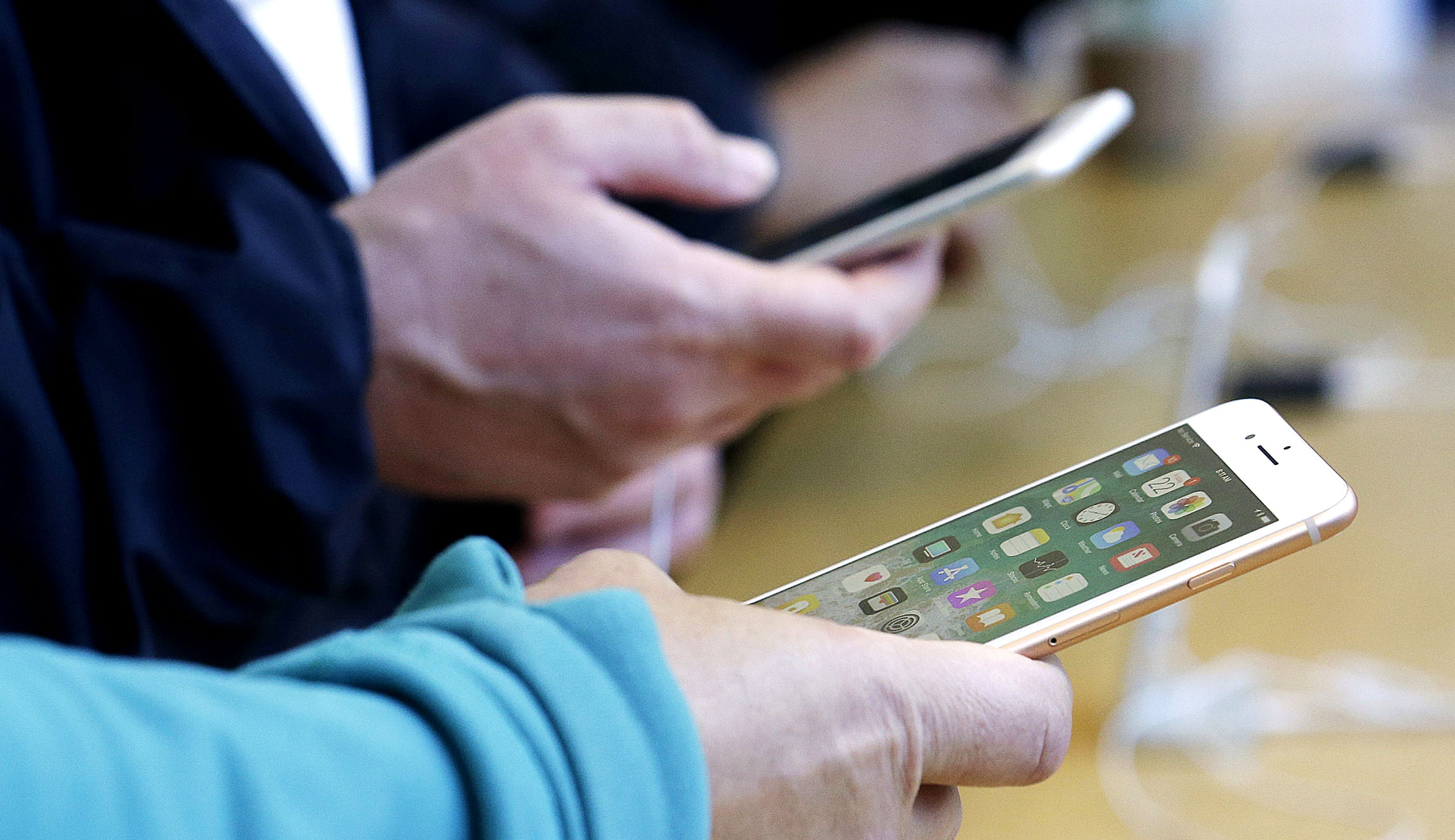 Vaccine passports raise privacy and discrimination concerns