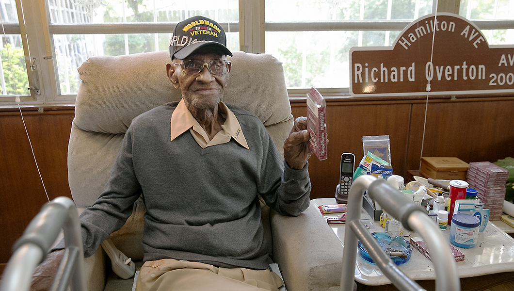 America’s oldest WWII veteran, Richard Overton, dies at 112