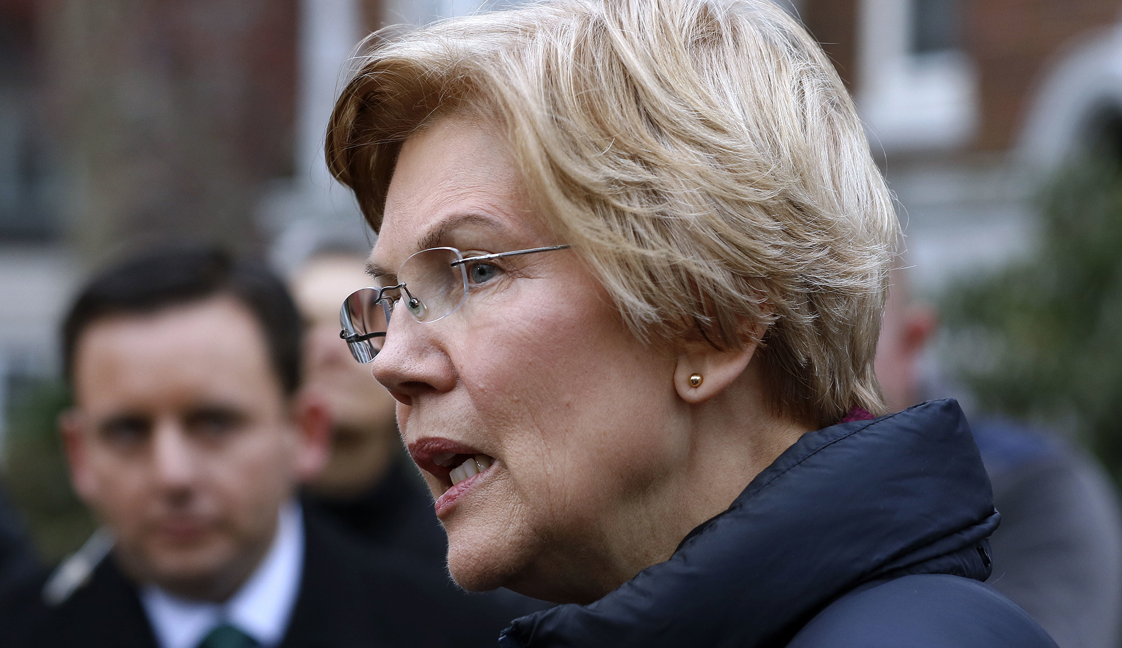 Elizabeth Warren to be sandwiched by Cherokee and Pocahontas counties in Iowa trip