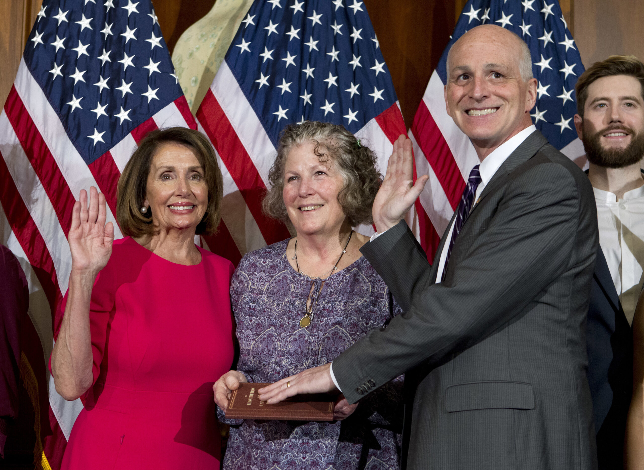 ANALYSIS: On impeachment, senior House Democrat crosses Pelosi and quickly retreats