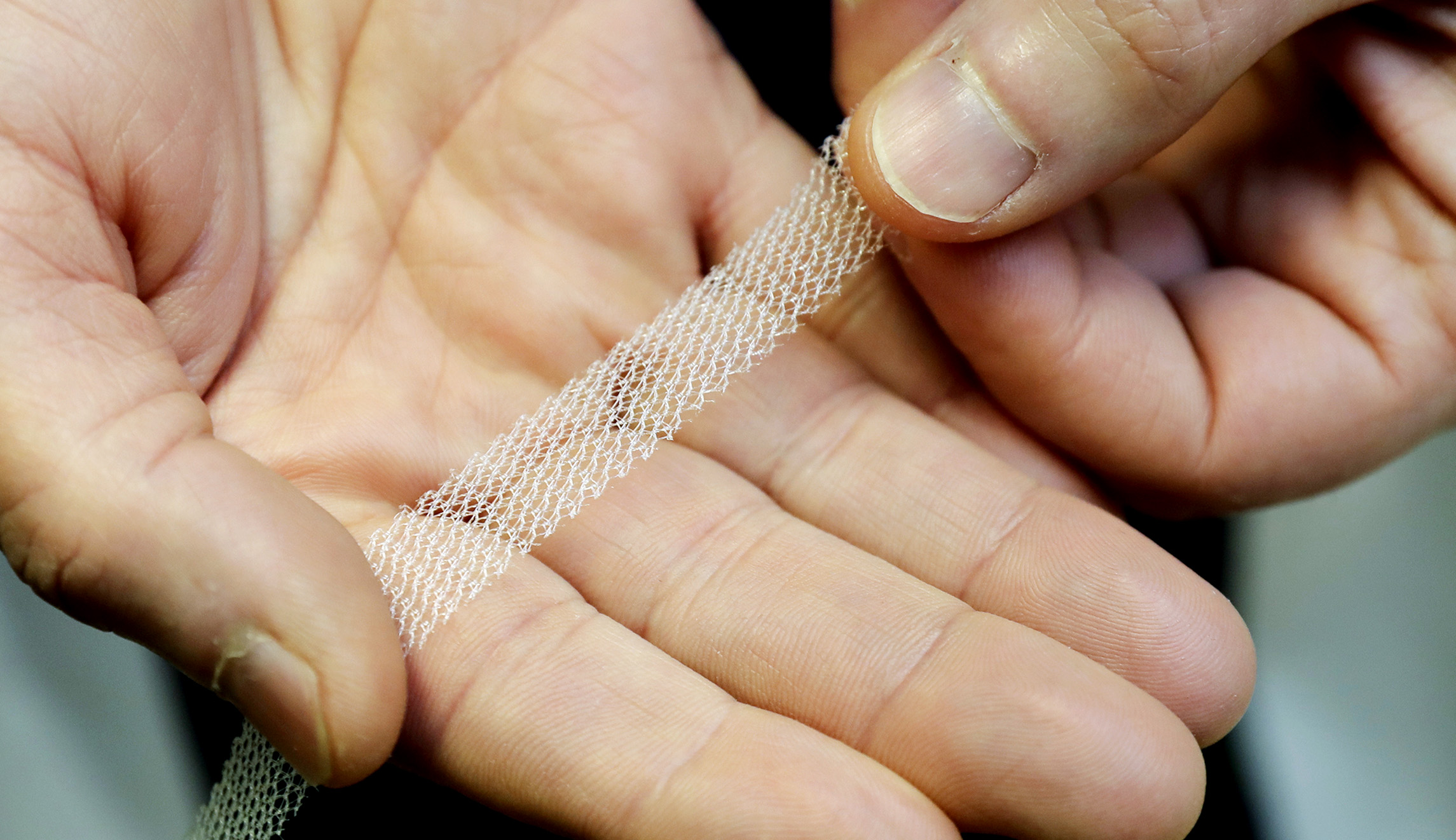 FDA orders immediate stop to sales of mesh used for transvaginal repair