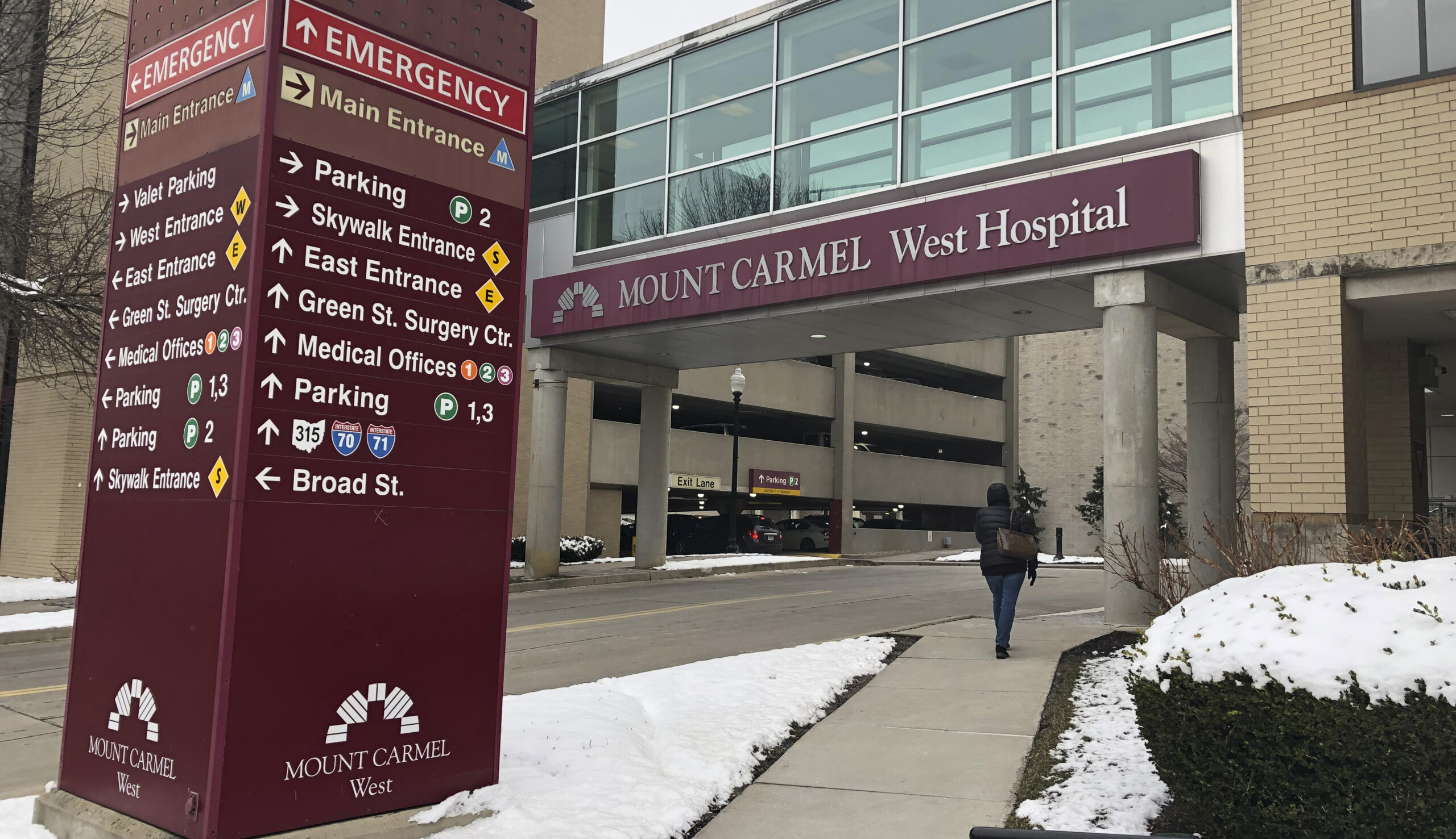 Ohio hospital fires 23 employees after doctor is charged with patient overdose deaths
