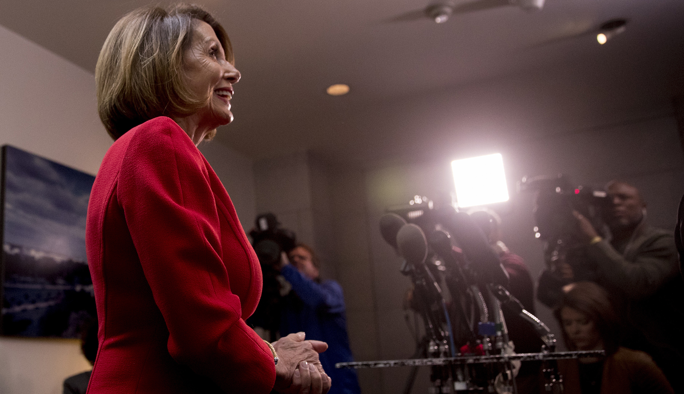 Trump can show up to deliver the State of the Union, but Pelosi could shut off the lights and keep out cameras