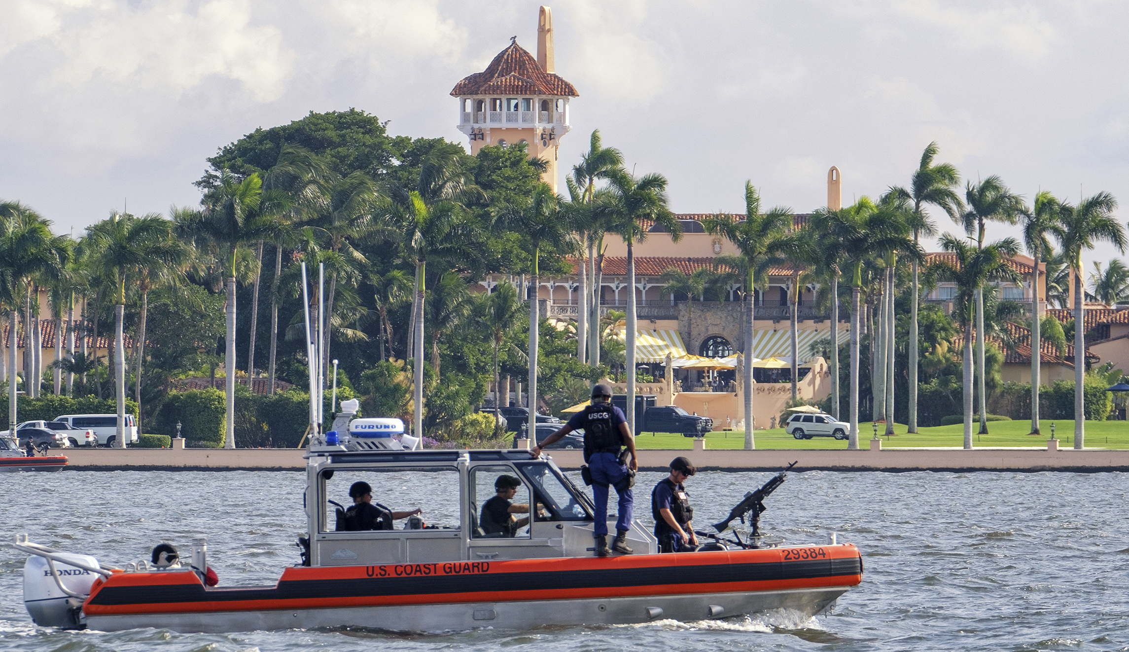 Woman arrested at Mar-a-Lago with Chinese passports, malware-infected thumb drive