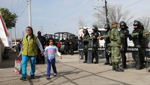 Mexico closes massive migrant shelter near Texas border