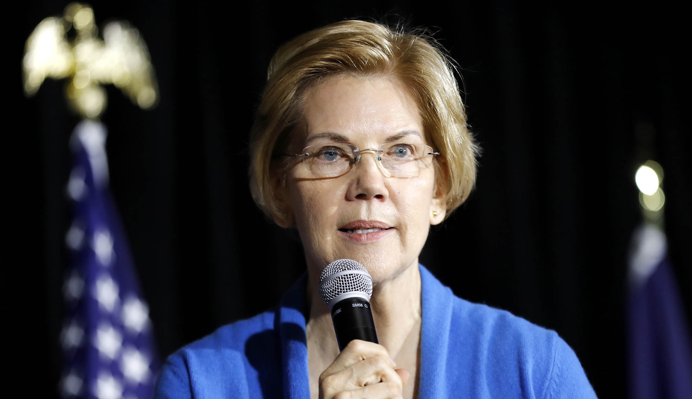 Elizabeth Warren can’t stop shooting herself in the head