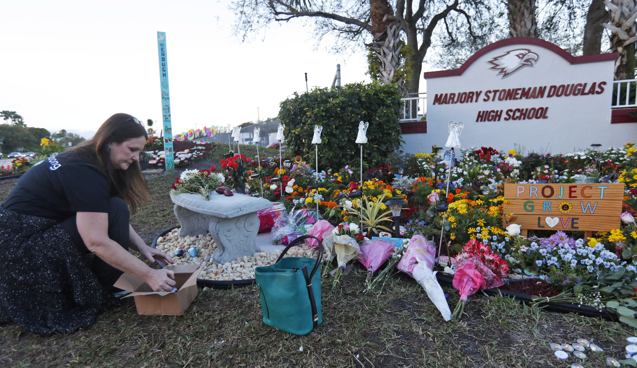 Suicides after mass shootings underline contagion of high-profile tragedies