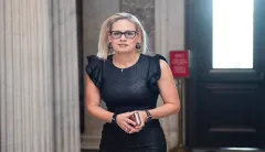 Sen. Kyrsten Sinema pressures Senate to put body cams on border officers
