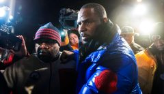 R. Kelly remains in jail on criminal sexual-abuse charges after failing to come up with $100K bail