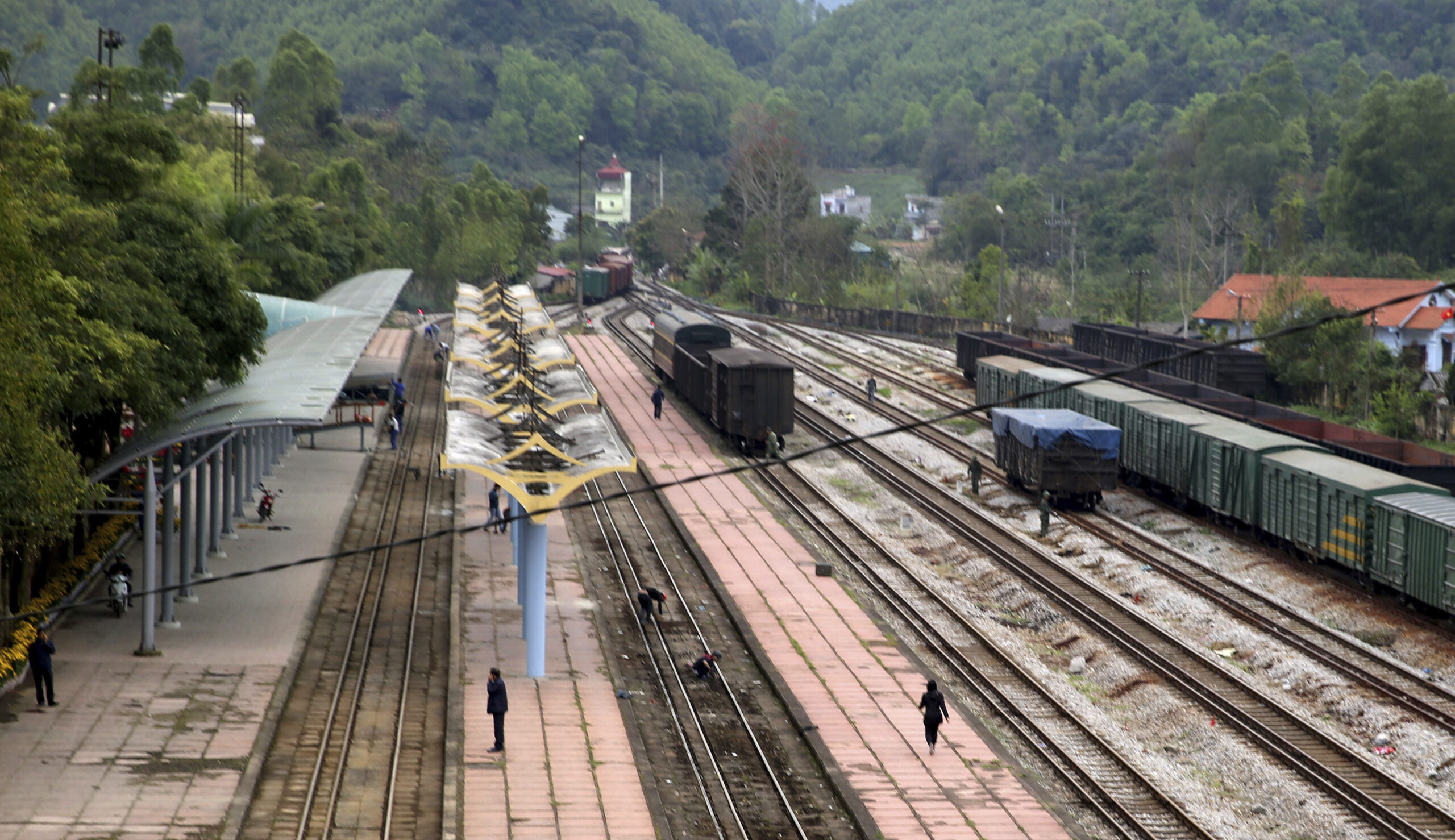 North Korean leader Kim Jong Un taking train to Vietnam for summit with Trump