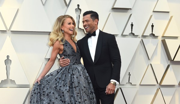 Kelly Ripa, like most celebrities, has no idea she’s out of touch