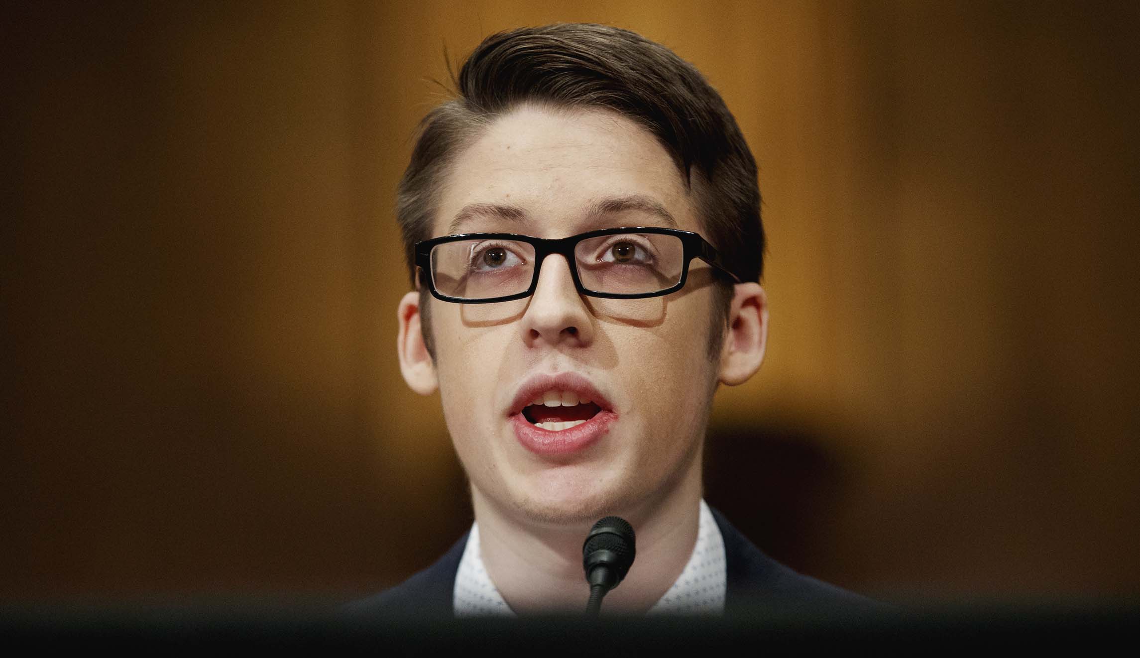 Teen who defied mother to get vaccinated tells Congress there are not two sides to the issue