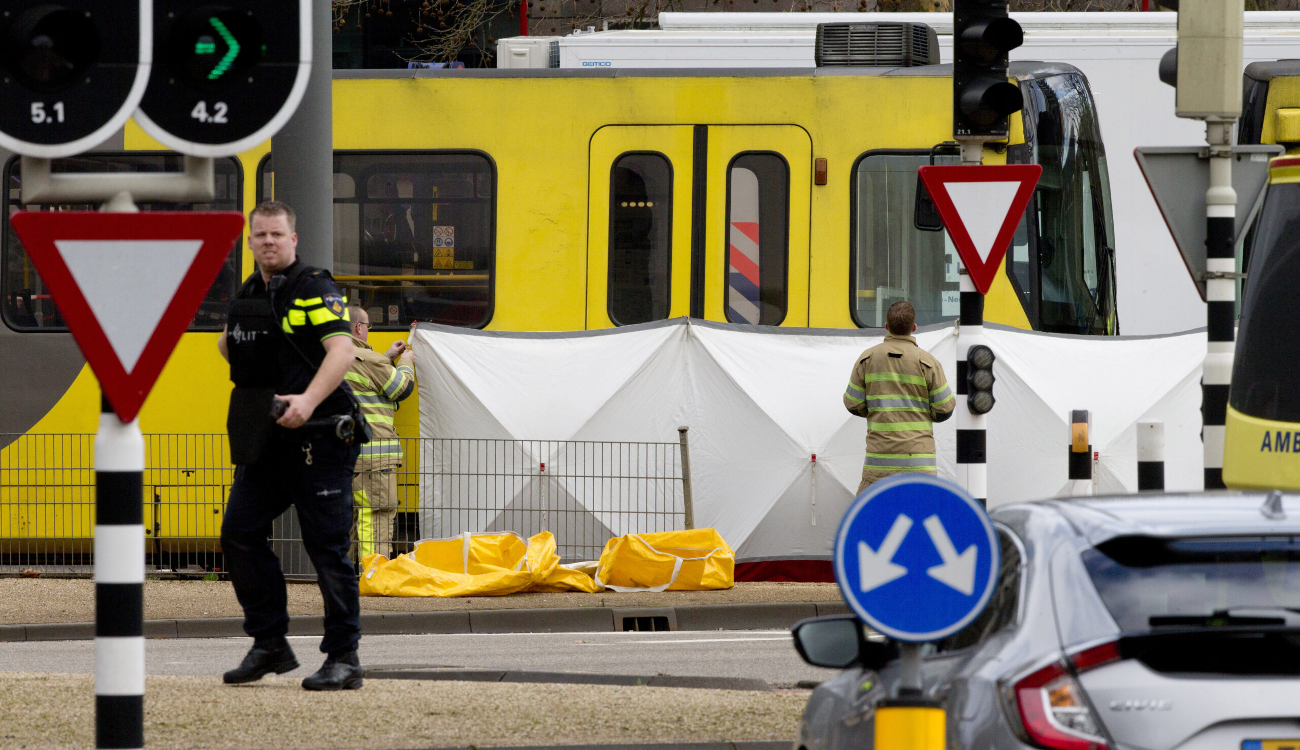 Police investigate ‘terrorist motive’ after 3 shot dead in Netherlands