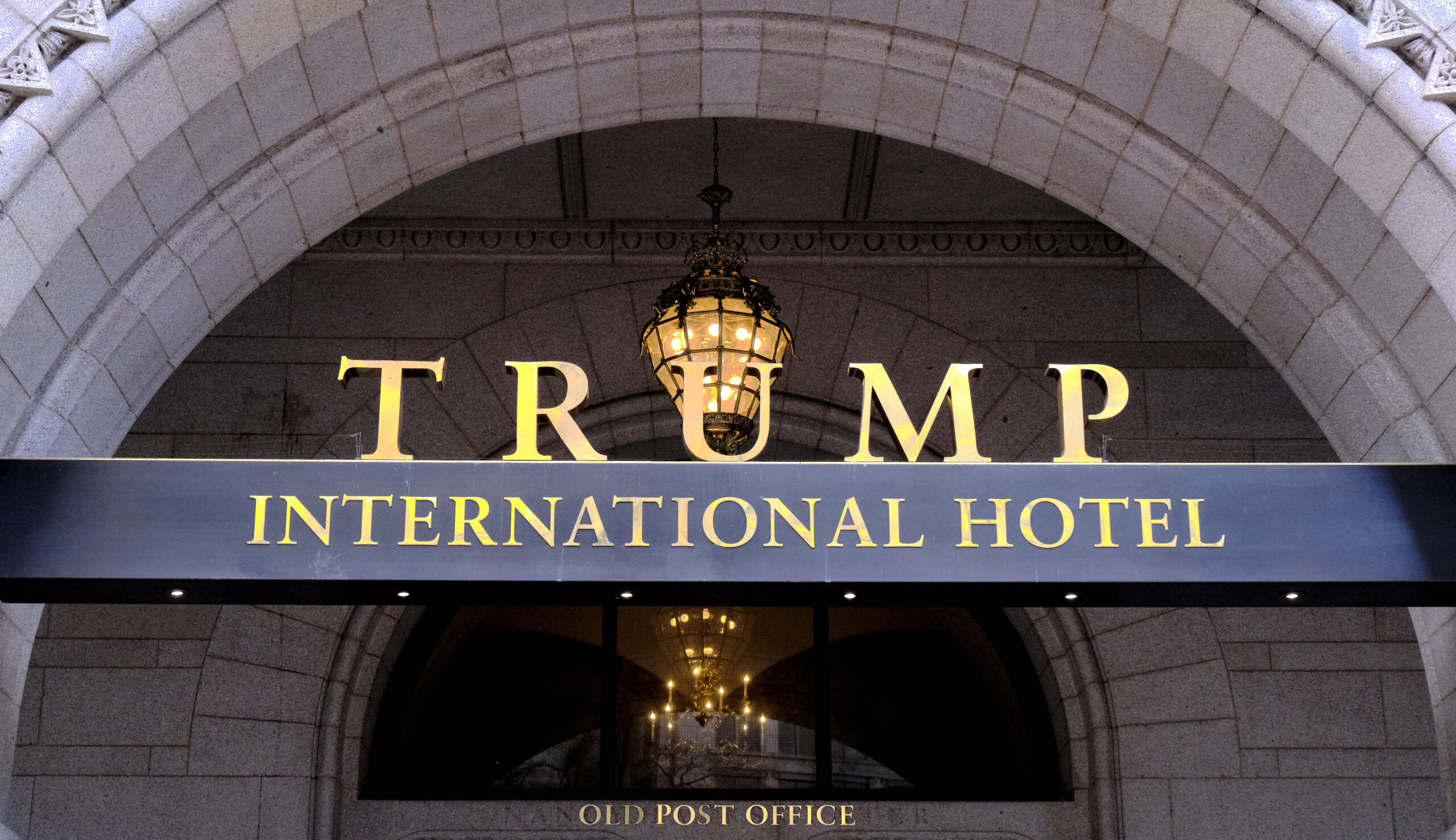 Trump Organization sells DC hotel for $375 million