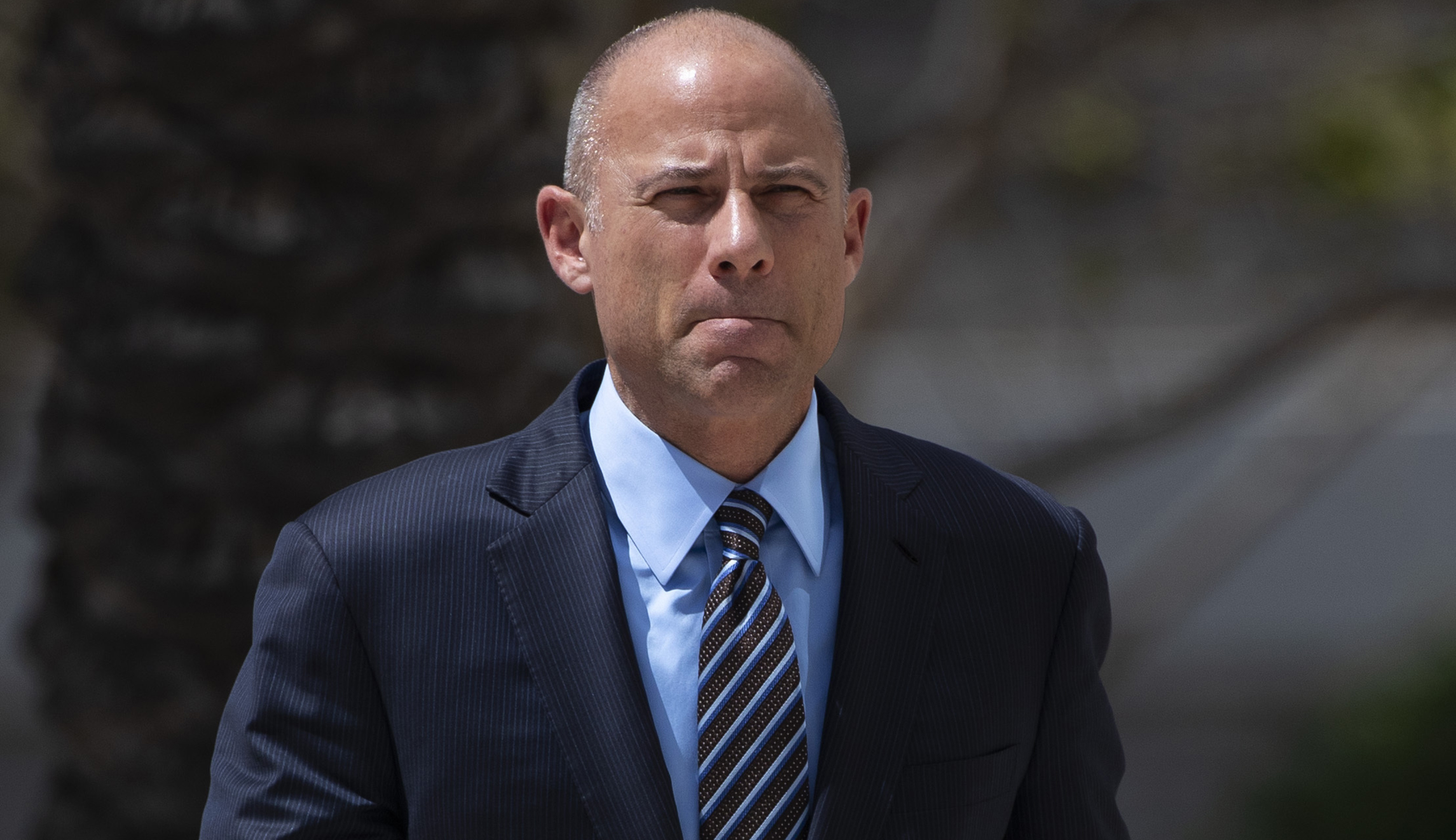 Cleanup on aisle 2020: Stelter issues a mea culpa on Avenatti coverage — well, sort of