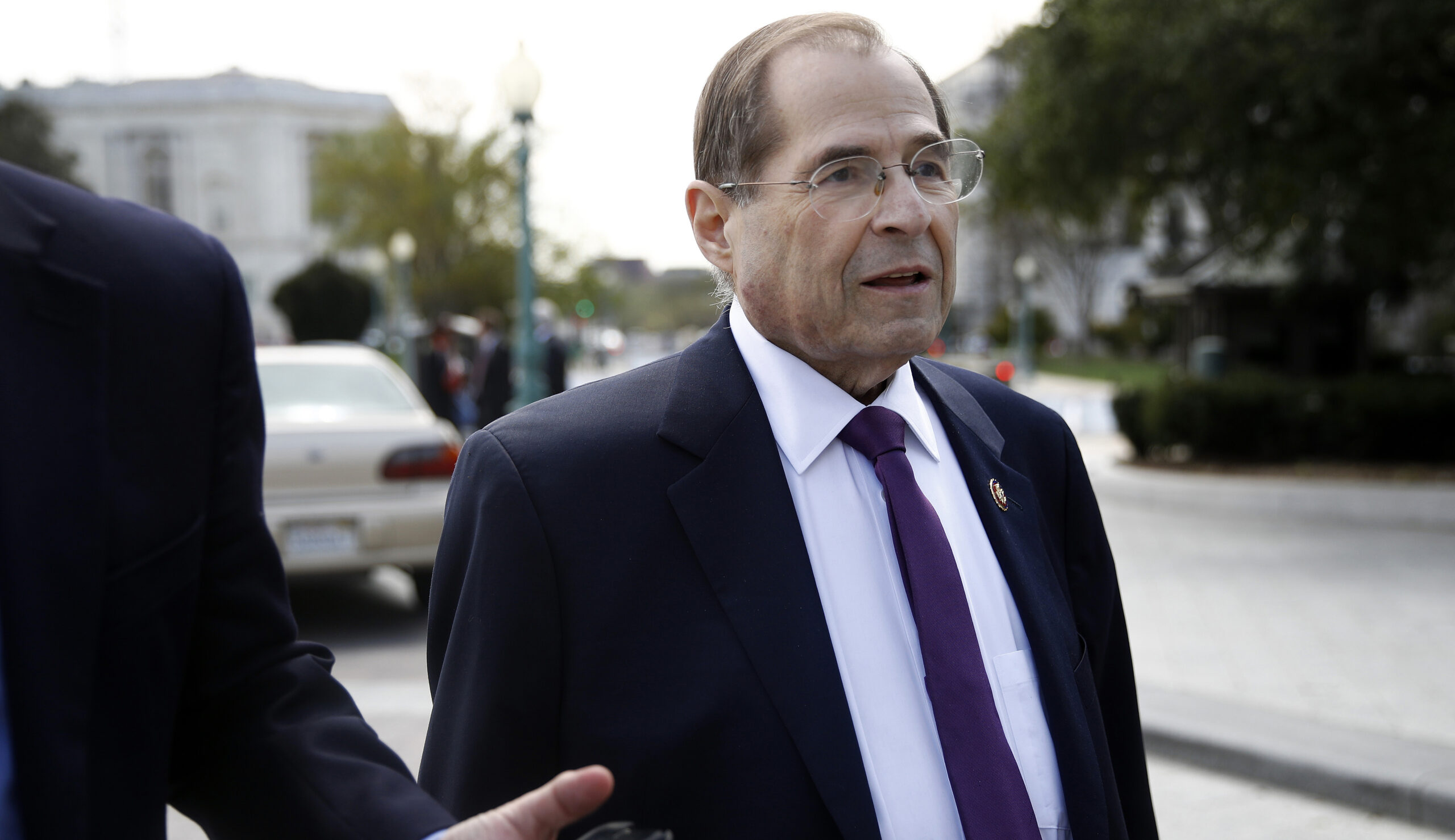 Jerry Nadler: No subpoena for Mueller report until after seeing Barr’s redacted version