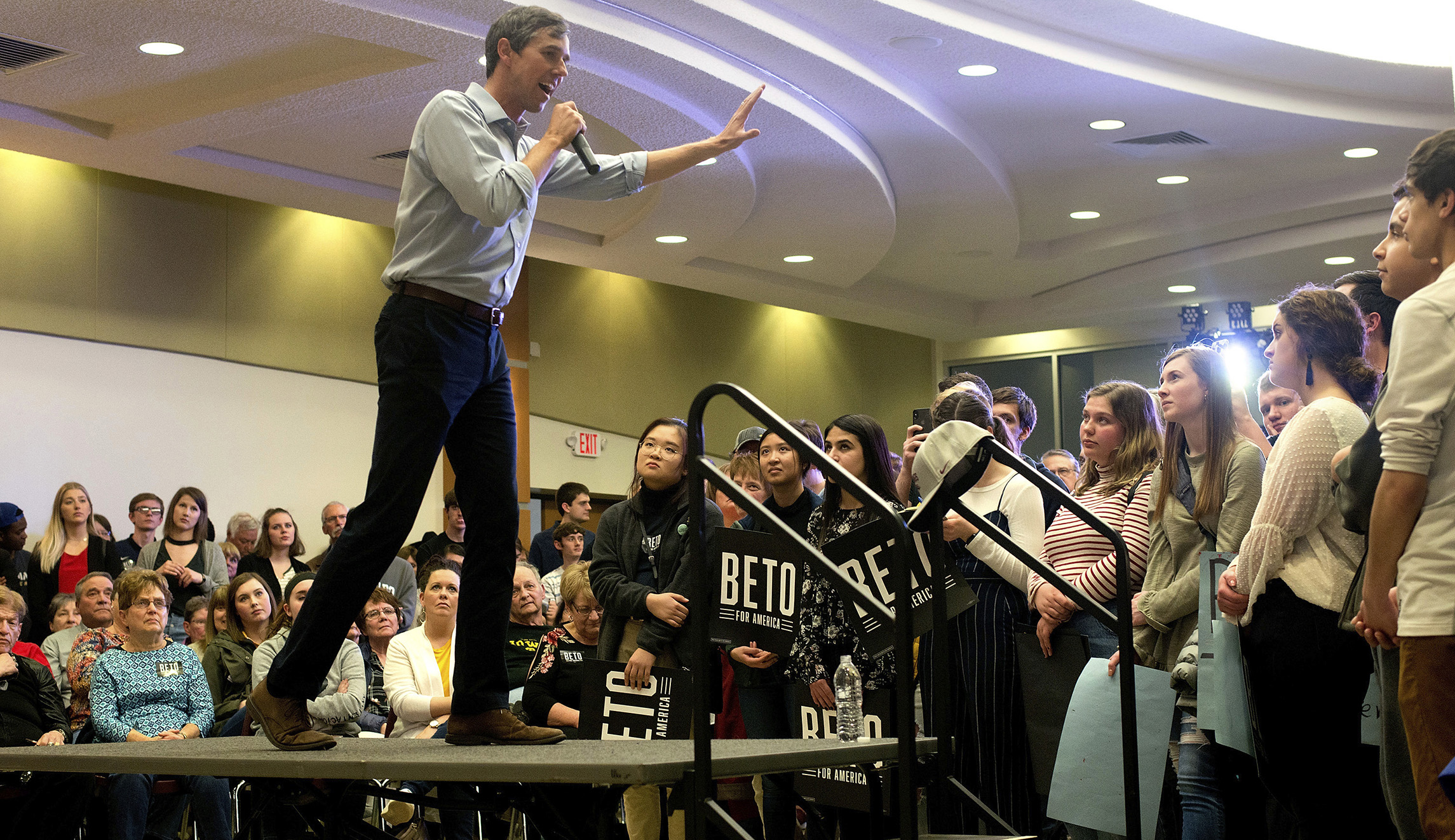 Beto O’Rourke accuses Trump of ‘incitement to violence’ against Ilhan Omar with 9/11 tweet