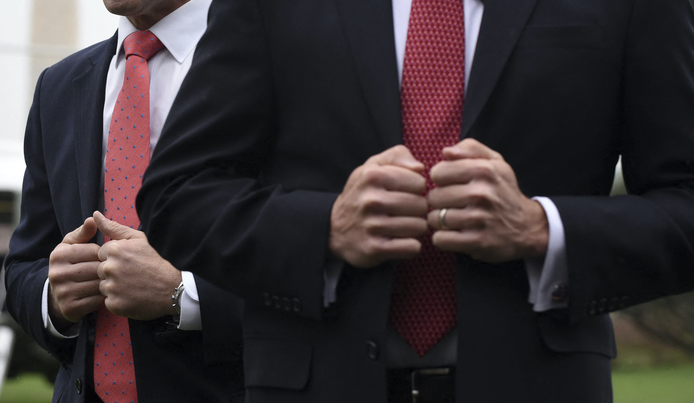 Secret Service employee who tested positive for coronavirus had no contact with Trump
