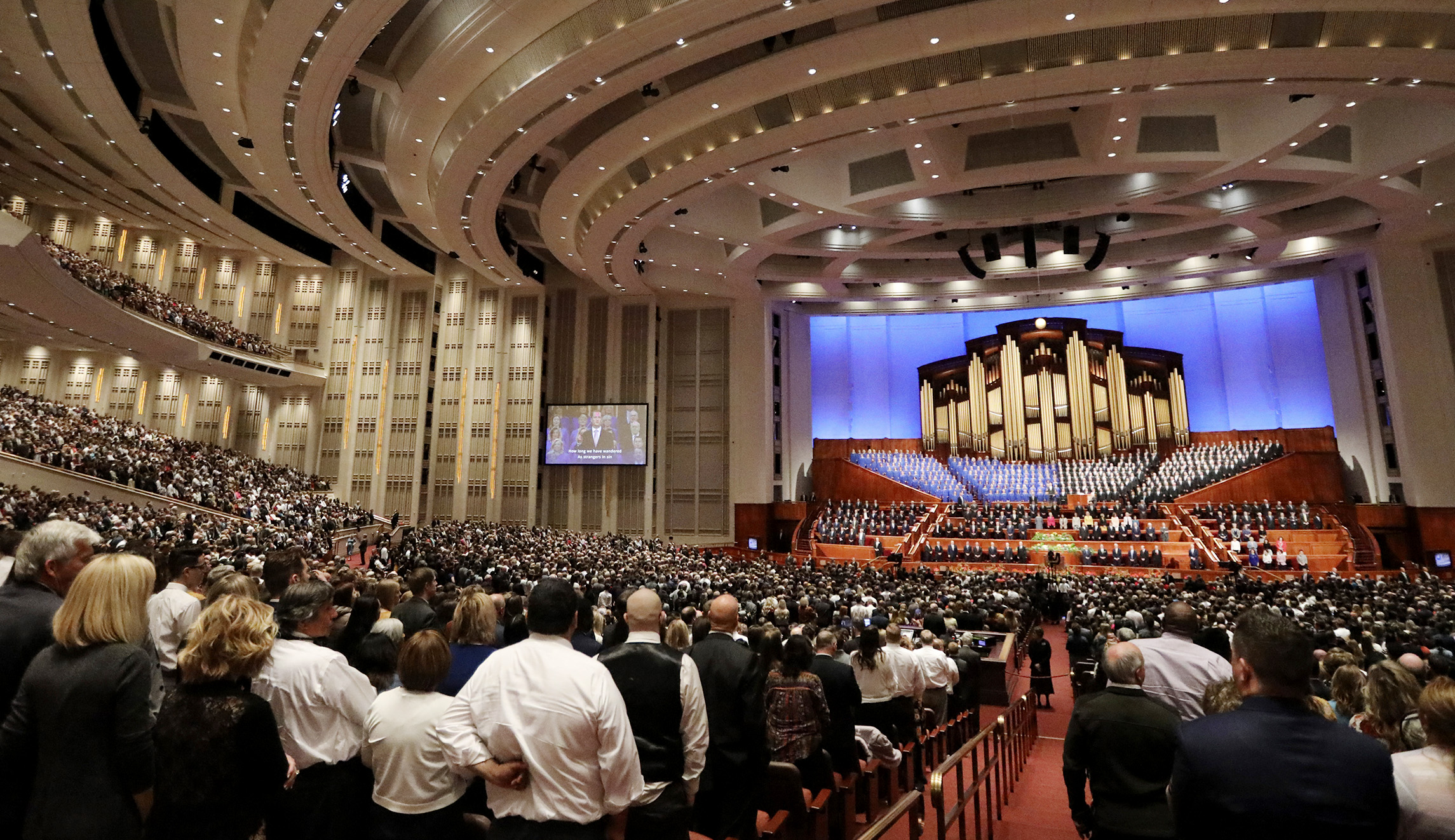 Mormons, uneasy with Trump, are stuck with the GOP