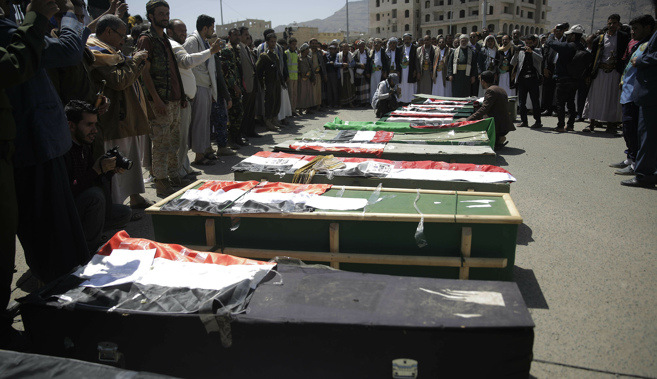 White House ignores Yemen war foes’ meeting request as bill nears Trump’s desk