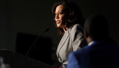 Kamala Harris calls for a ban on right-to-work laws