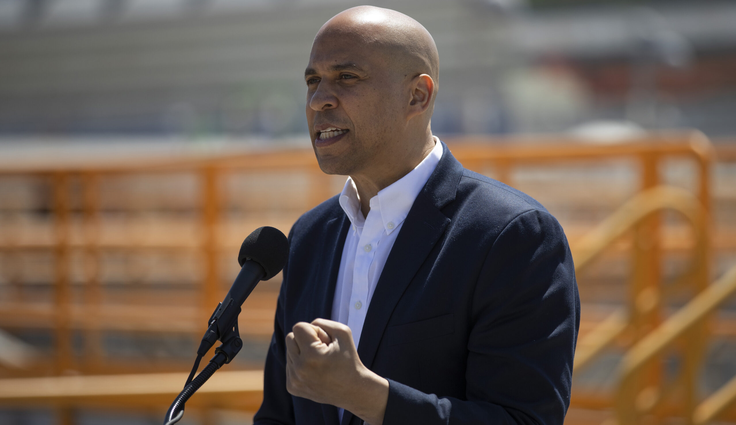 Cory Booker jabs at voting rights for incarcerated felons