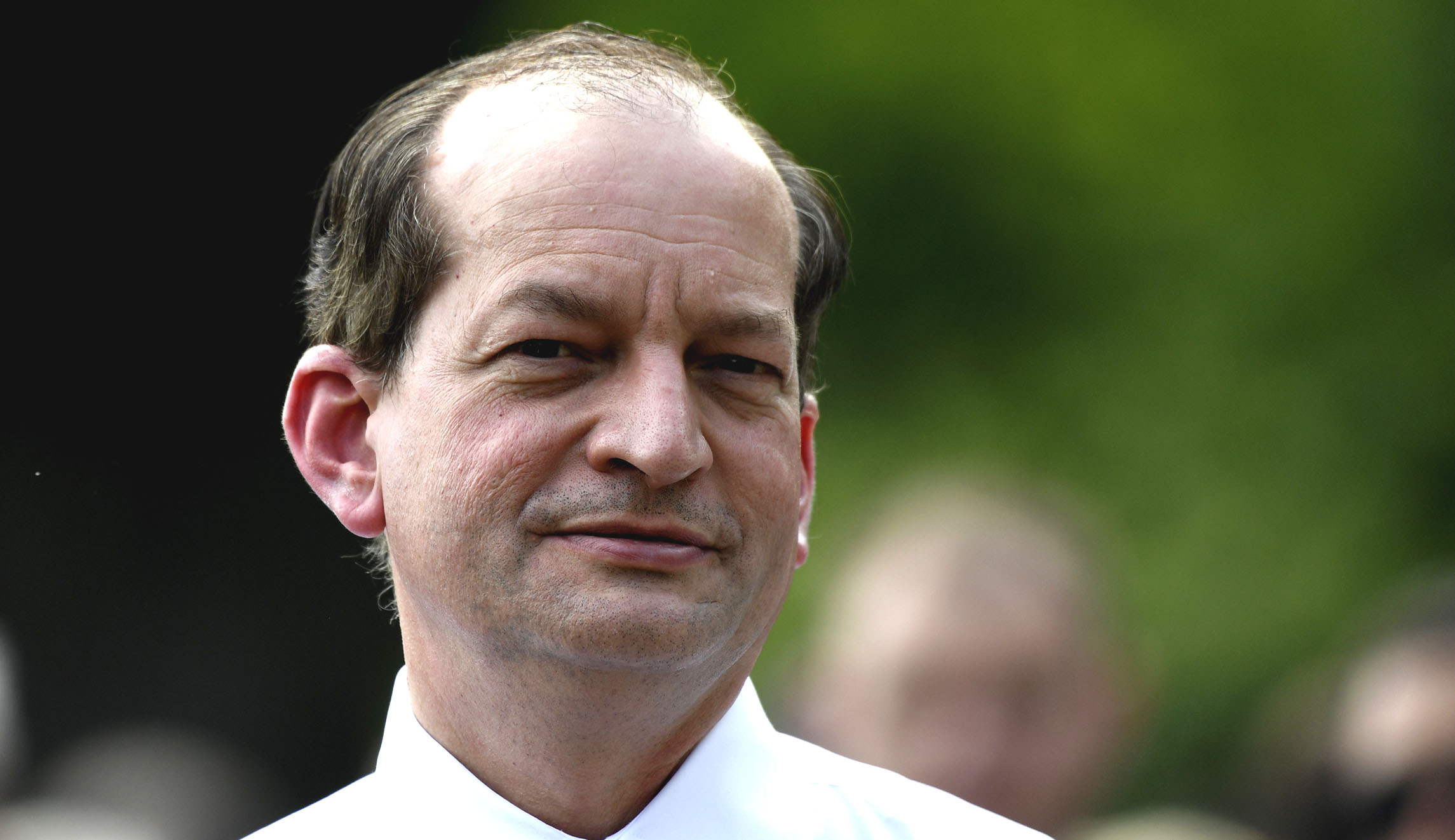 House Democrats summon Acosta to answer questions about Epstein deal