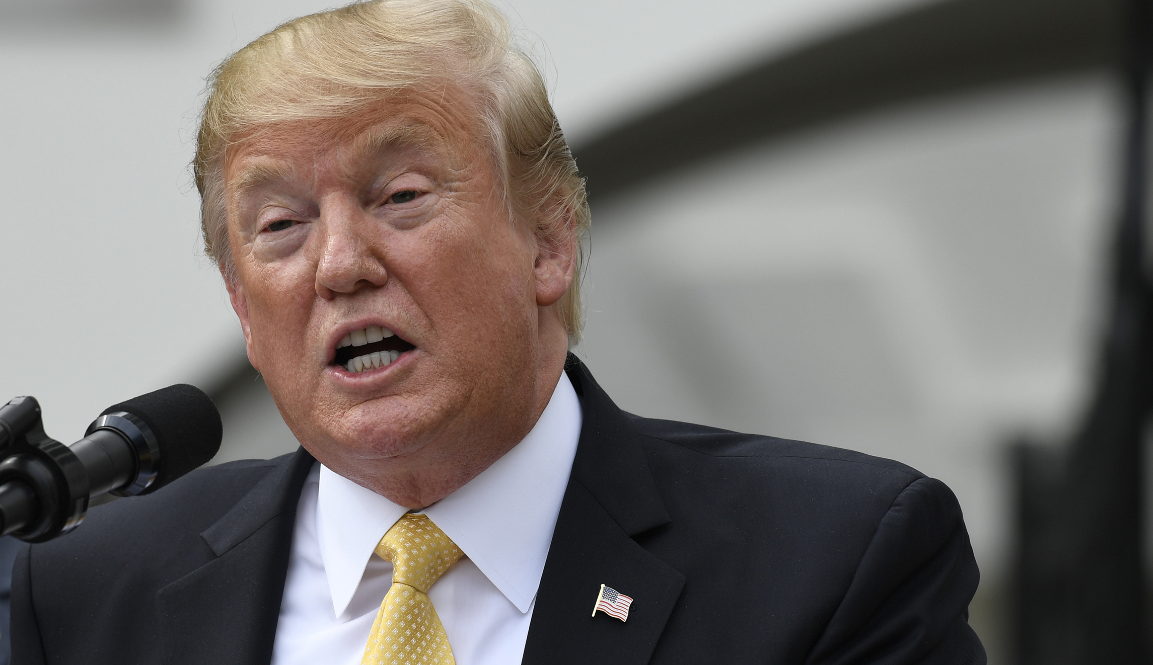 Trump imposes tariffs on Mexican goods in response to illegal immigration