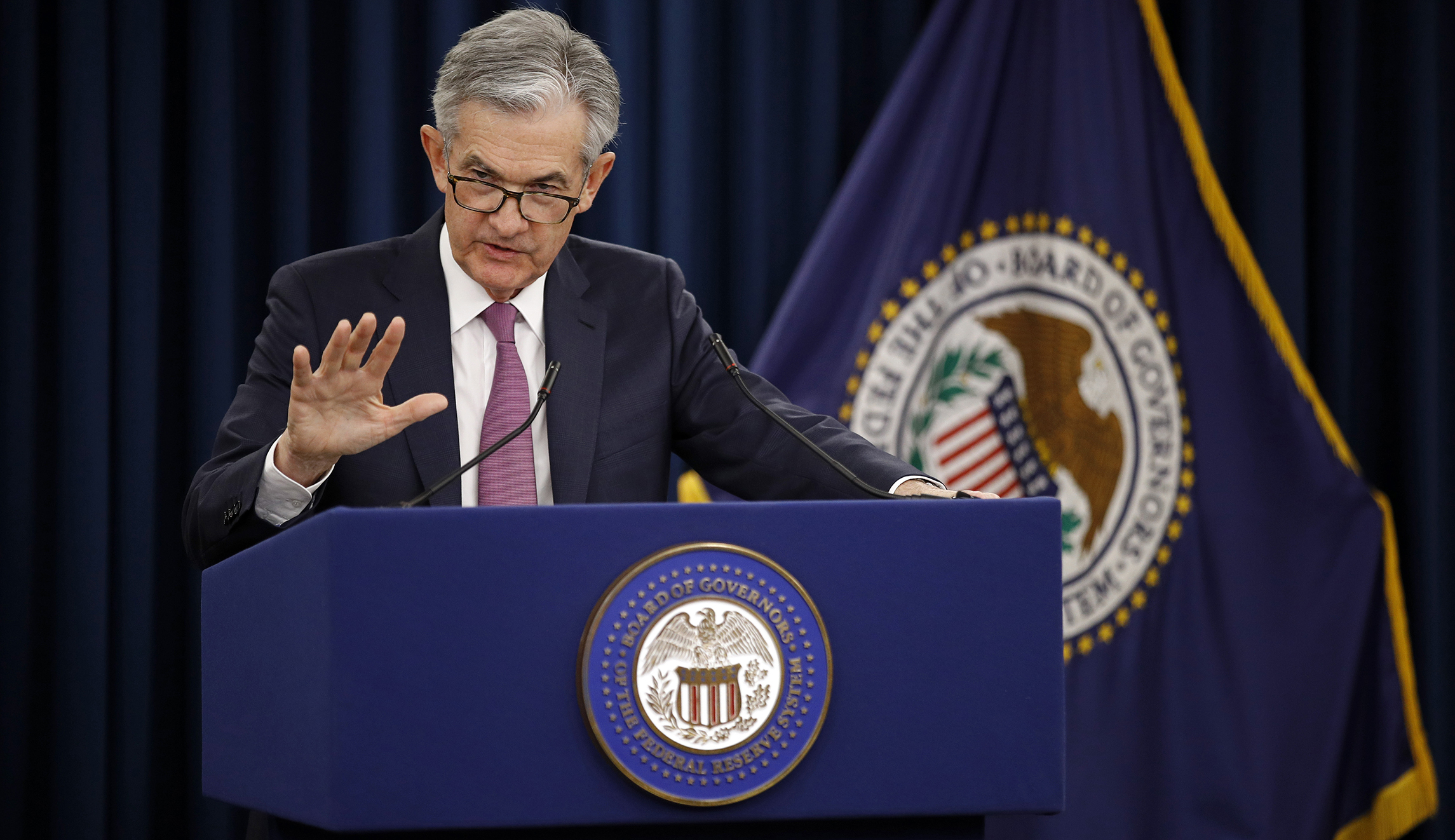 For long-term stability, the Fed should not lower rates