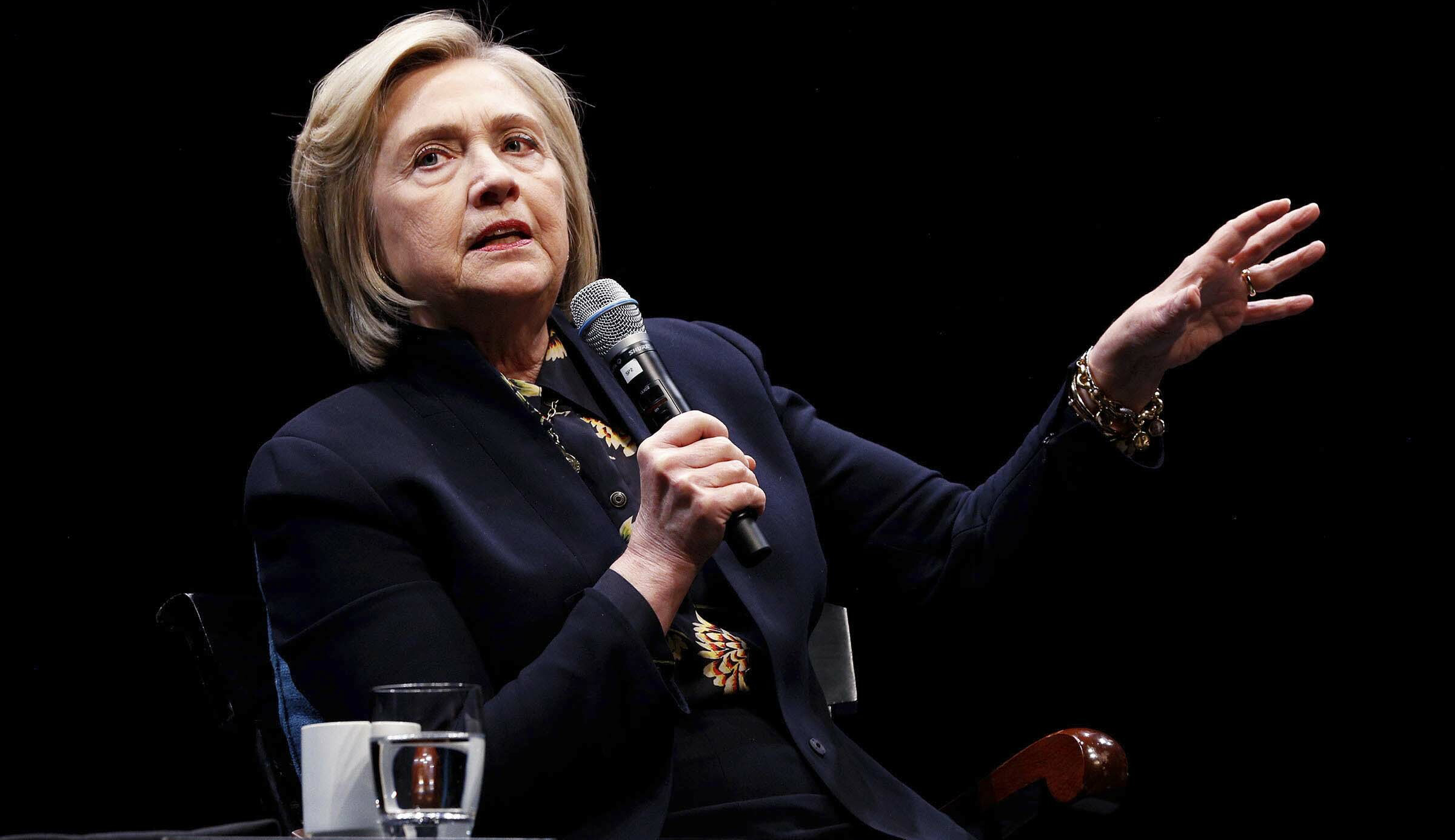 Watchdog sues for FBI chart on statutes for prosecuting Hillary Clinton