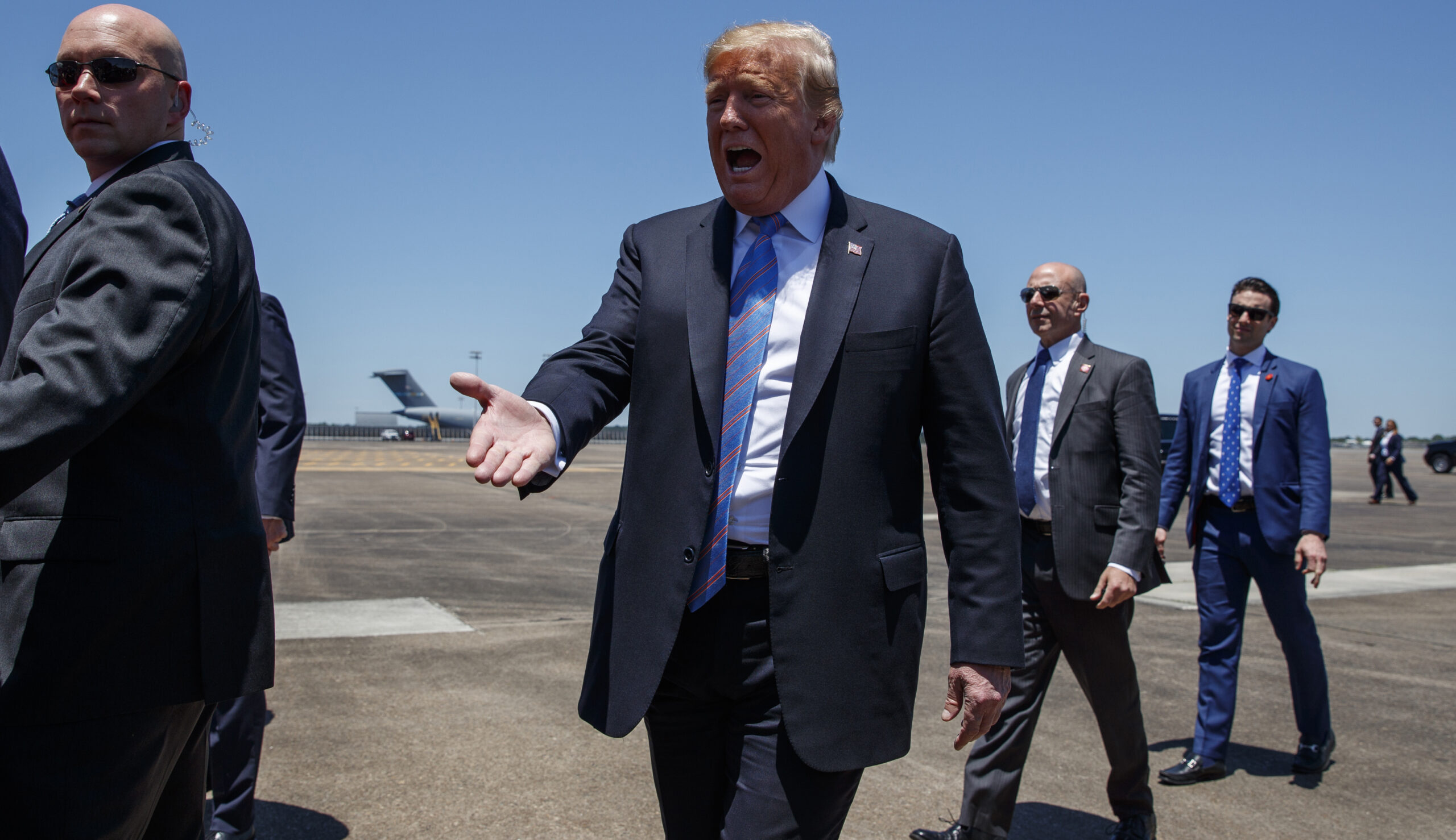 Police motorcyclists injured in Trump motorcade accident in Louisiana