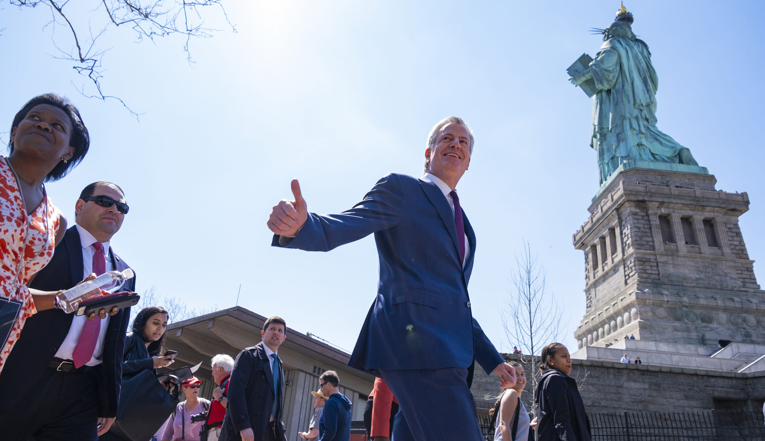 ‘It is laughable’: NYC police union bash Mayor de Blasio’s presidential run