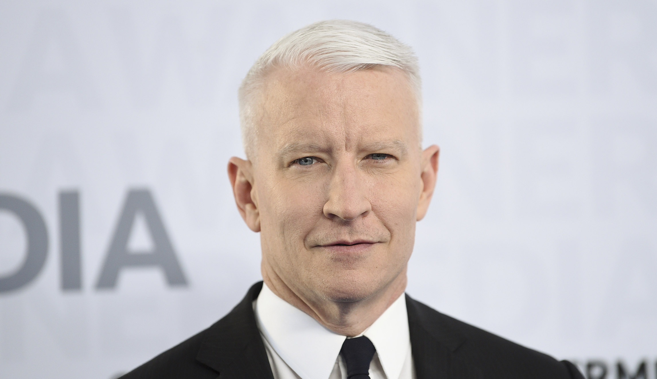 Anderson Cooper assails Lara Trump over ‘send her back’ chant