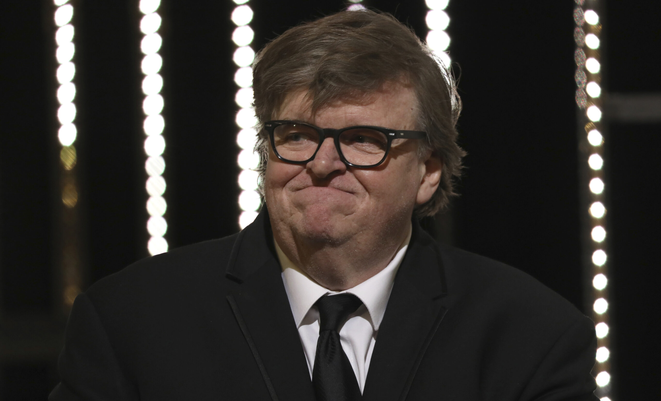 Michael Moore mocks Democrats for trusting ‘frail old man’ Mueller