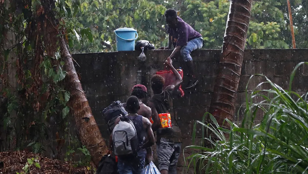 Exclusive: Illegal immigrant apprehensions dropped by more than 37,500 in June