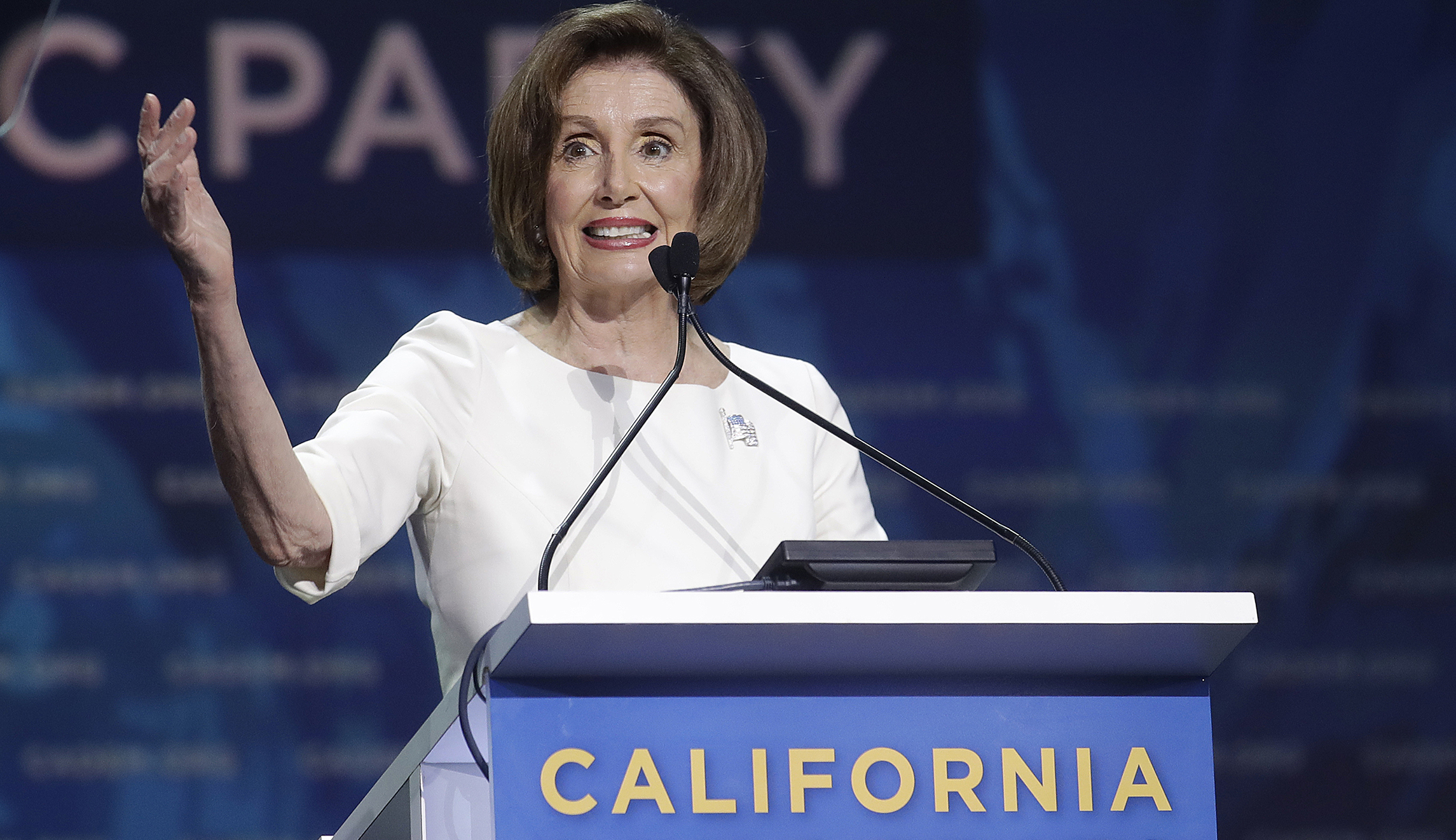 ‘Impeach’ chants interrupt Pelosi at California Democratic Convention