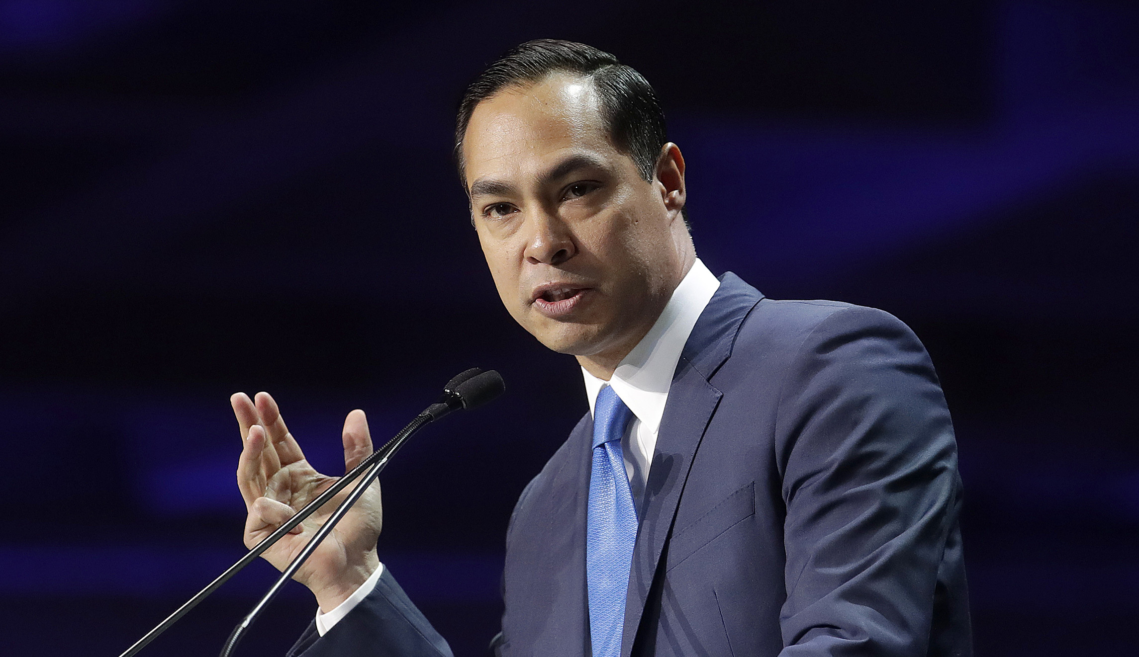 Obama DHS secretary says decriminalizing border crossings is ‘open borders’