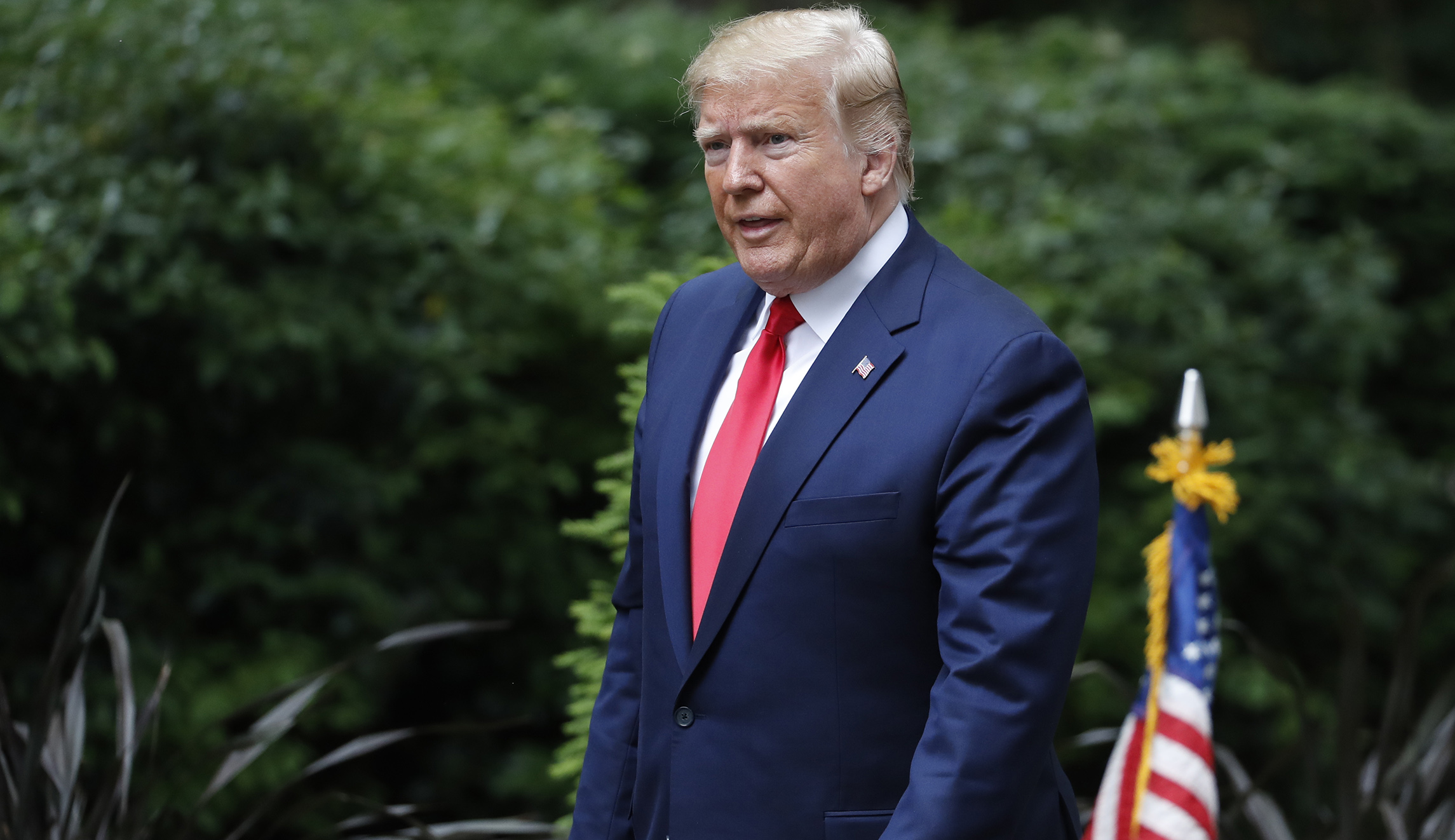 Trump’s call for a bad news boycott ignites First Amendment worries