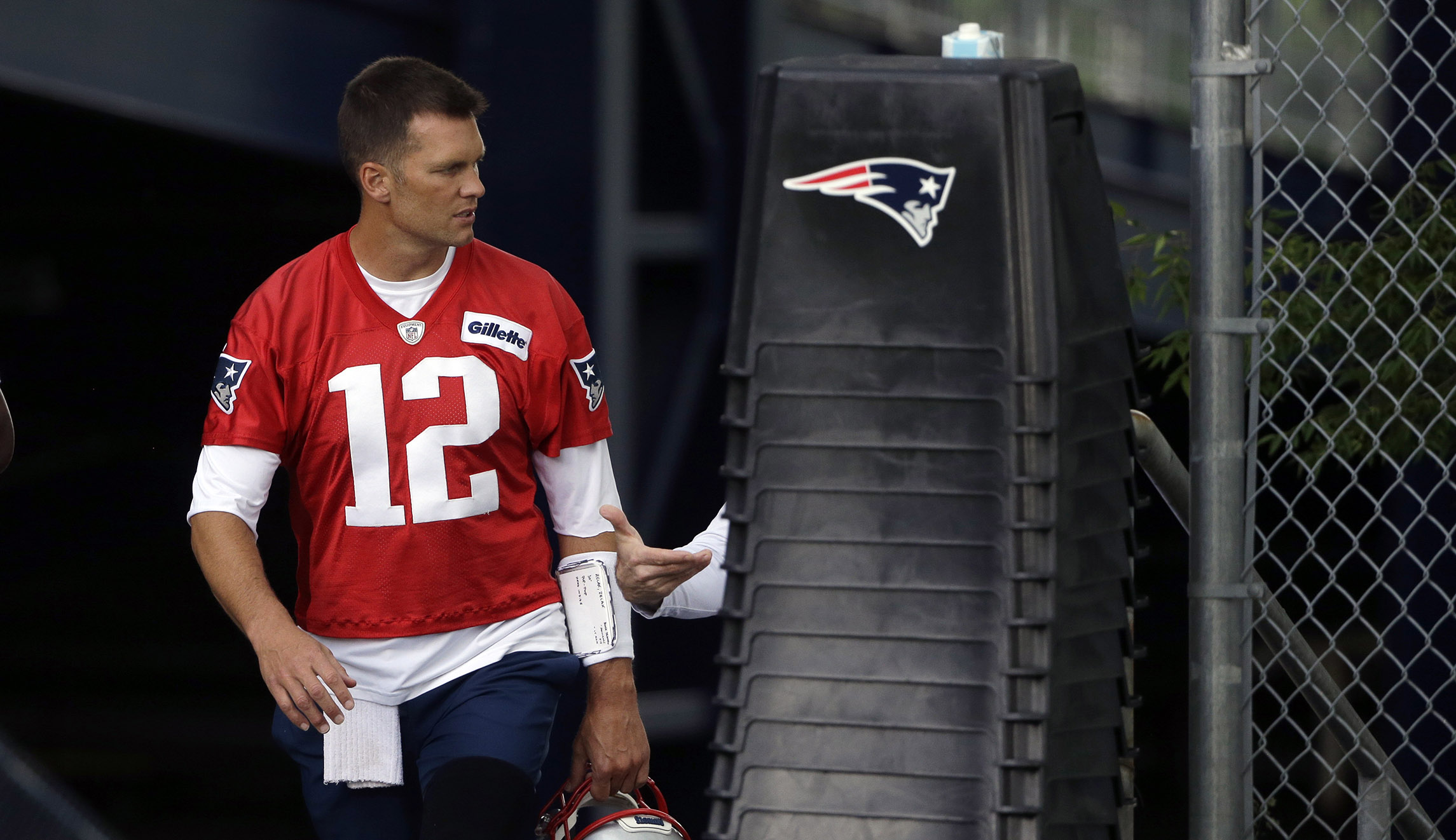 Tom Brady faces backlash for cliff diving with six-year-old daughter