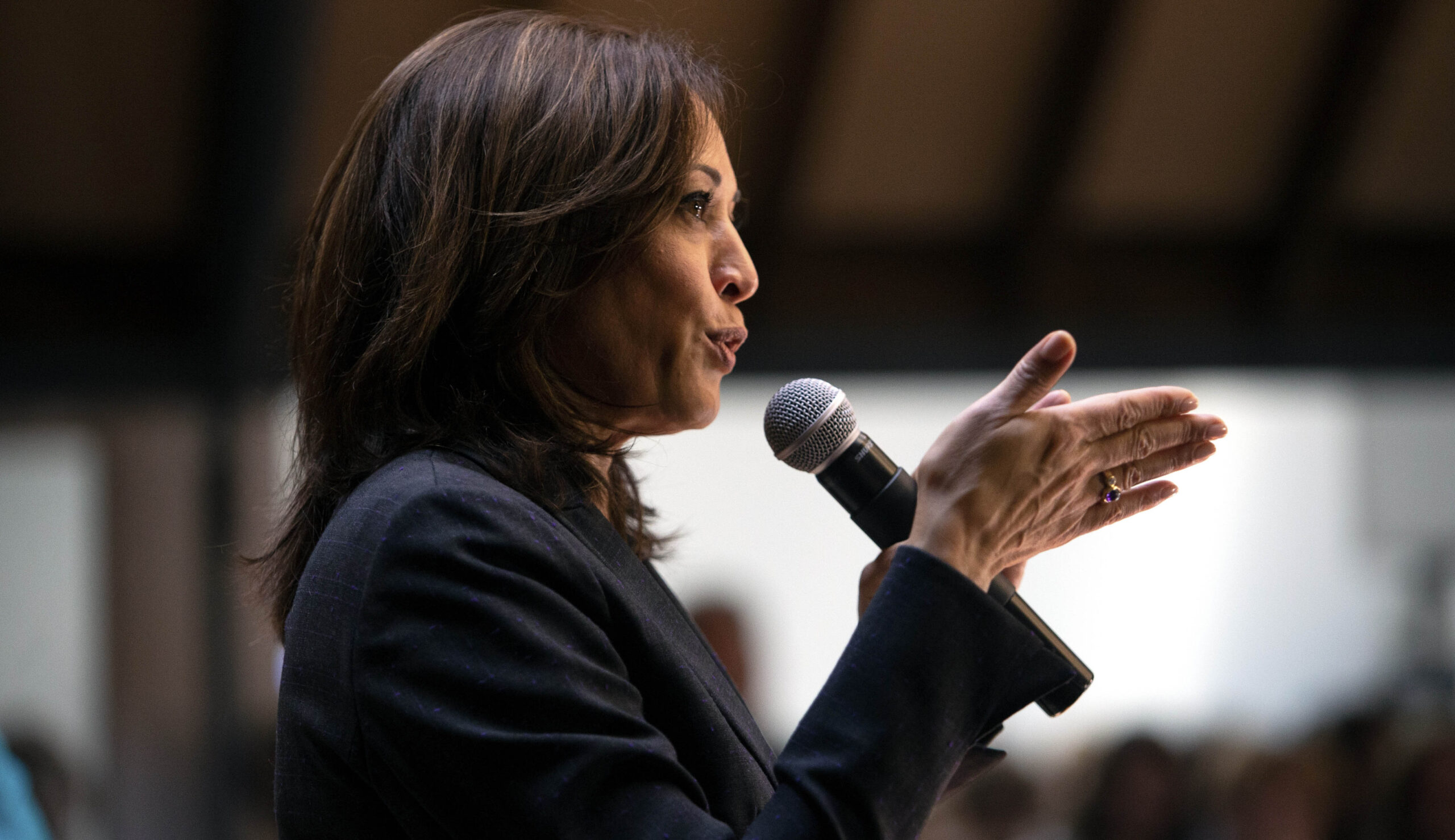 Kamala Harris polling in fourth place in home state of California
